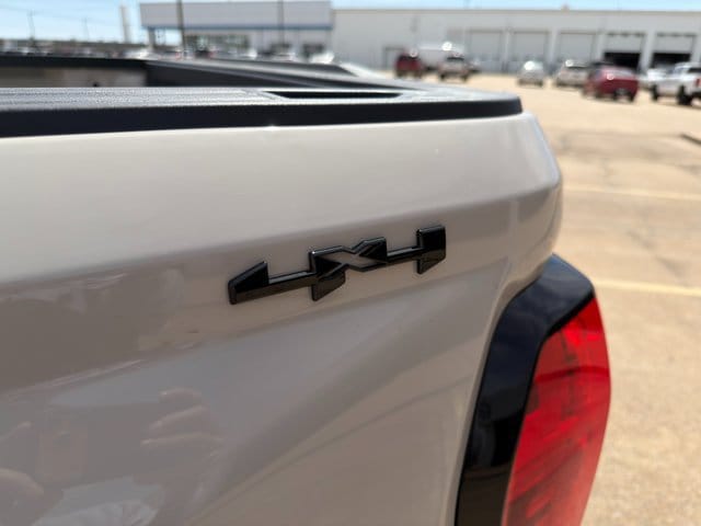 2026 GMC Canyon Elevation - Photo 13