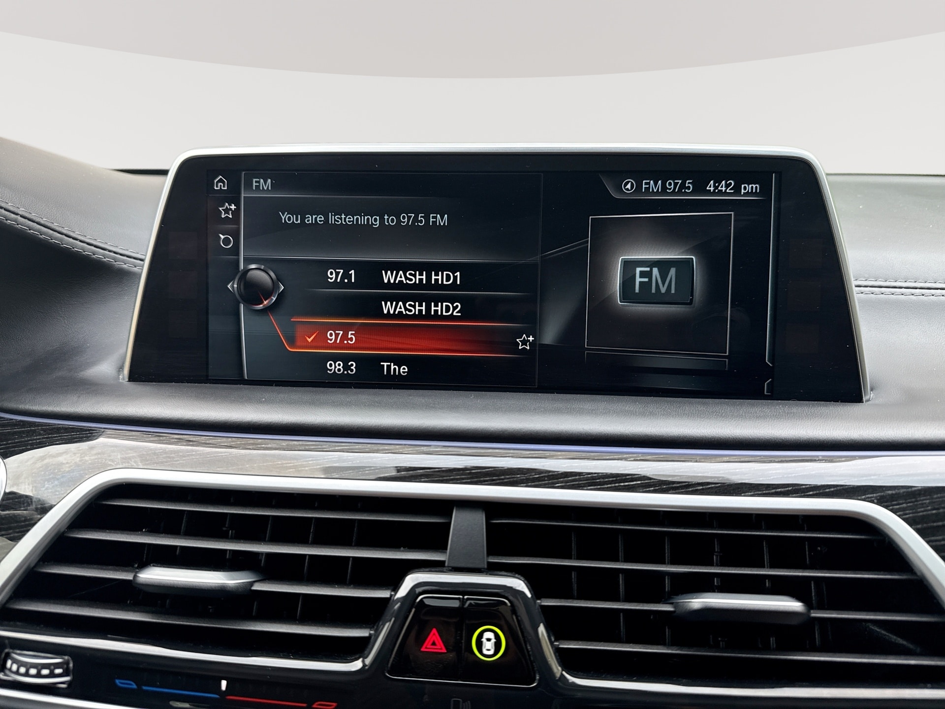 2017 BMW 7 Series 750i - Photo 12
