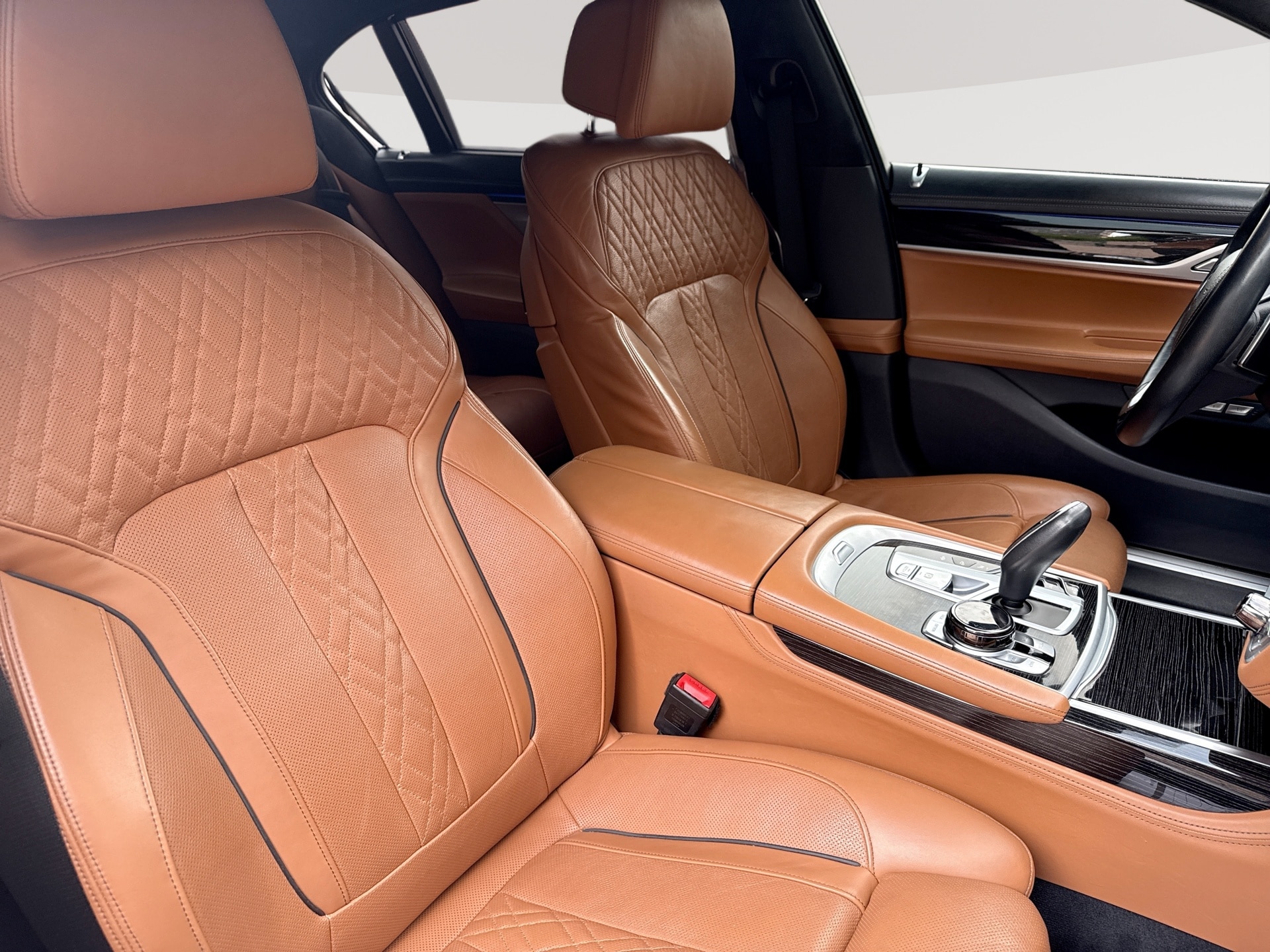 2017 BMW 7 Series 750i - Photo 24
