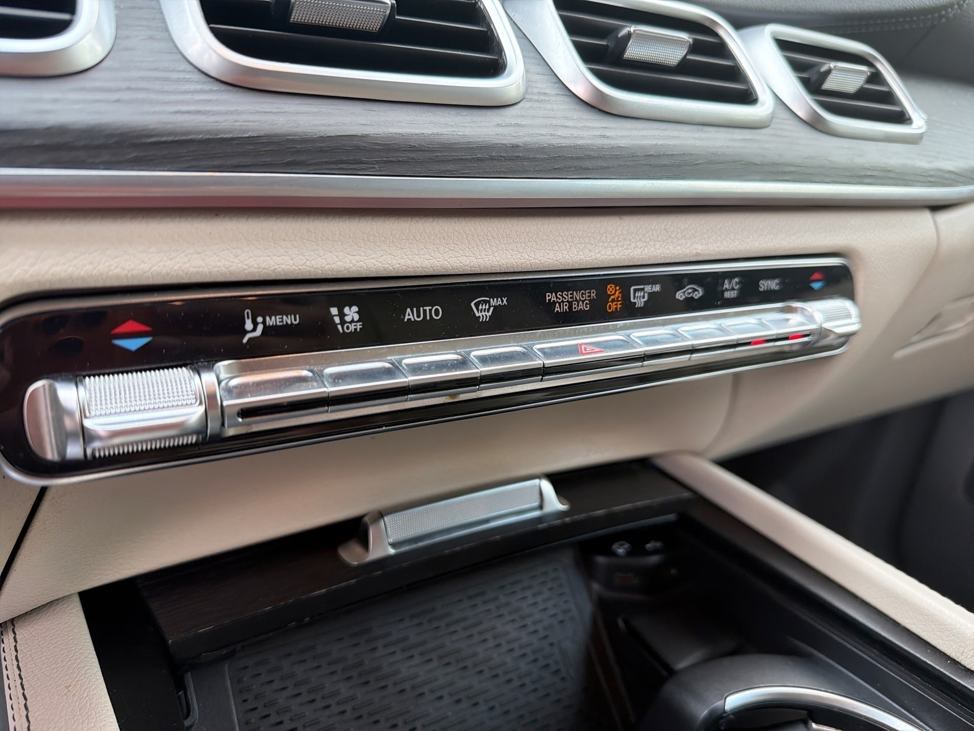 2020 Mercedes-Benz GLS GLS450 - Photo 17