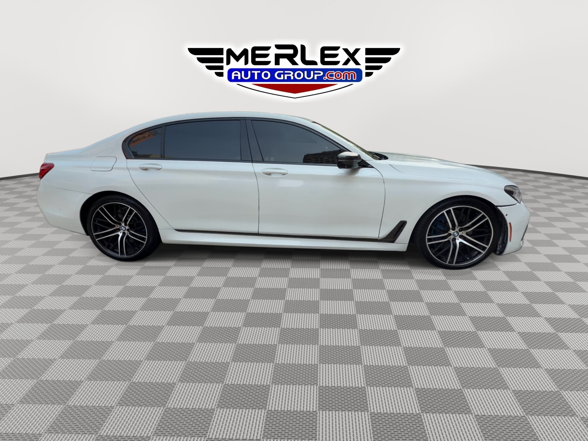 2018 BMW 7 Series 750i - Photo 9