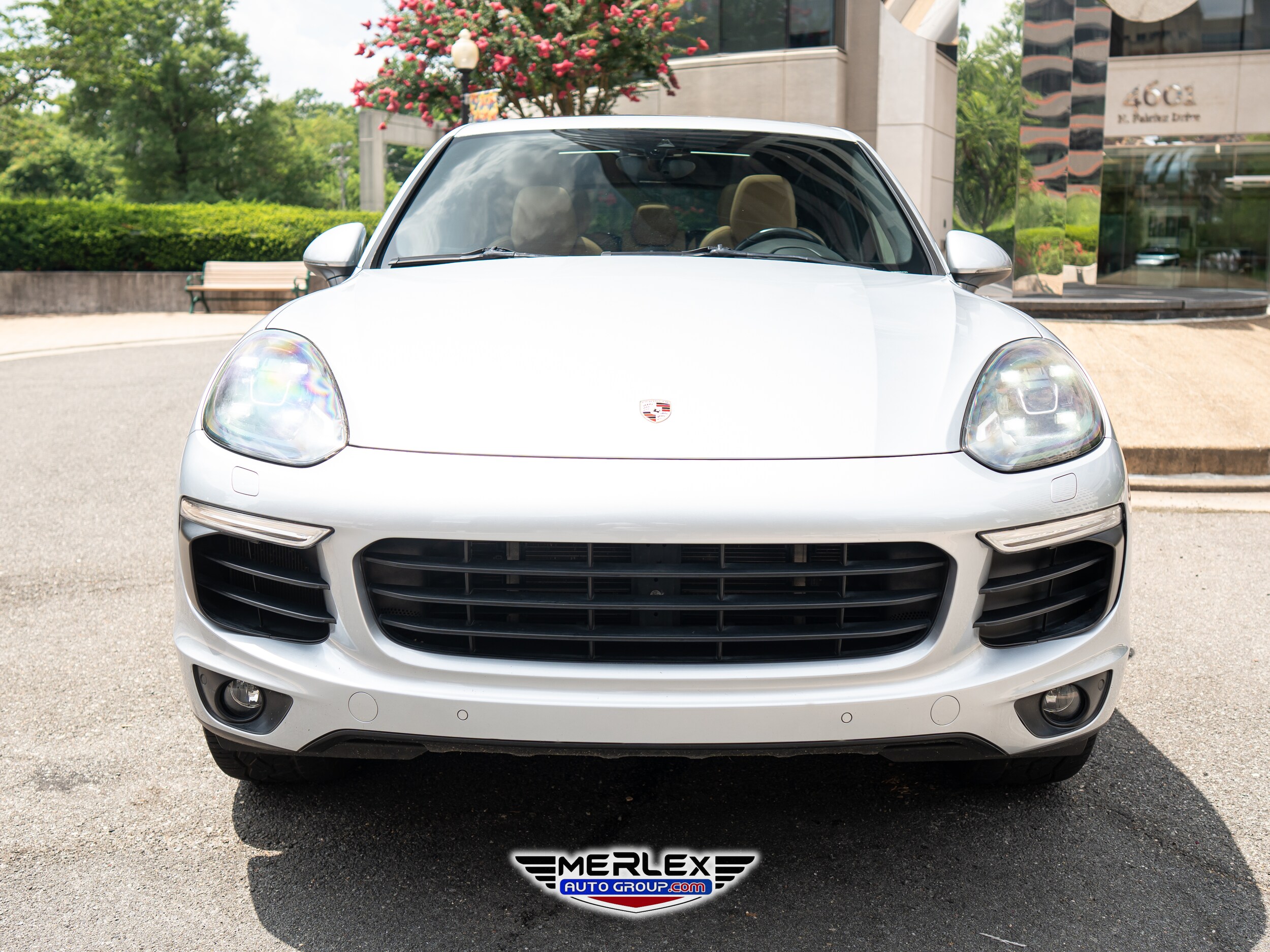 2017 Porsche Cayenne E-Hybrid S Platinum Edition photo 2