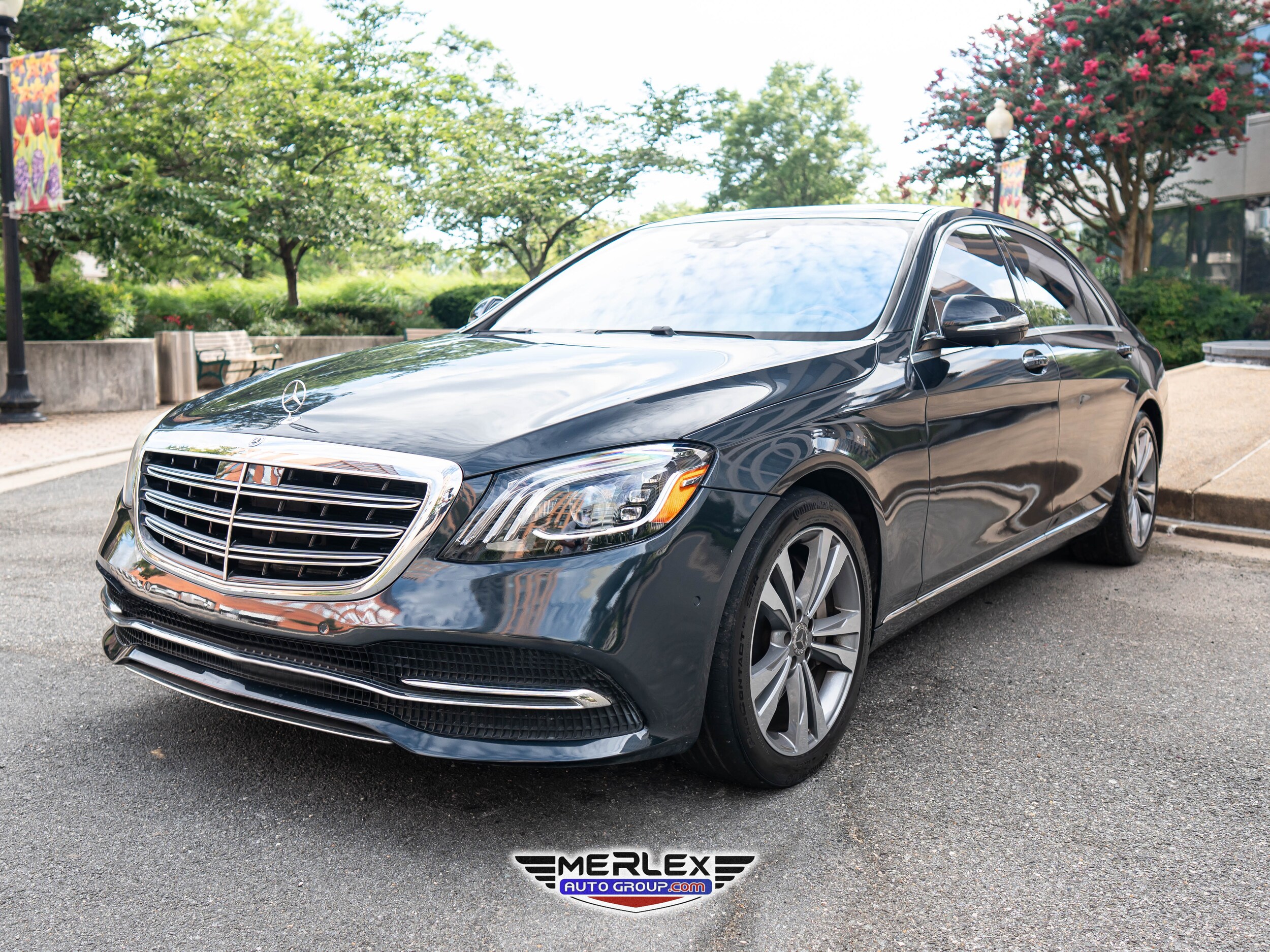 2019 Mercedes Benz S 560 photo 2
