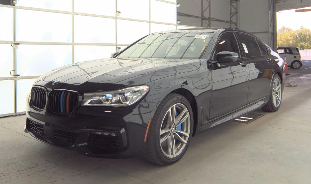 2018 BMW 7 Series 750i xDrive's photo
