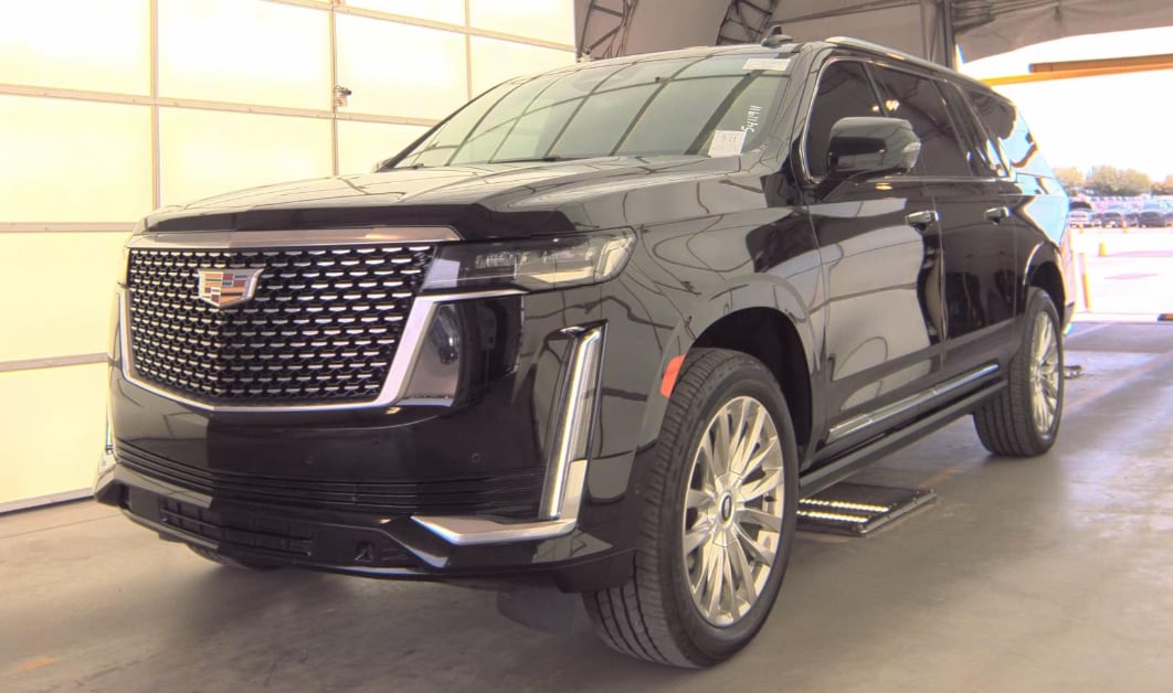 2021 Cadillac Escalade ESV 4WD Premium Luxury's photo
