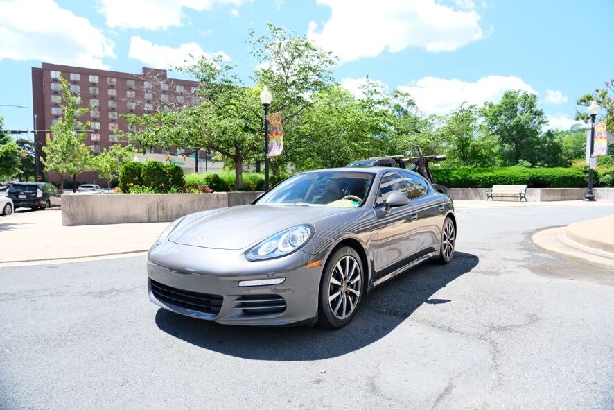 2016 Porsche Panamera 4 Sport Turismo photo 4