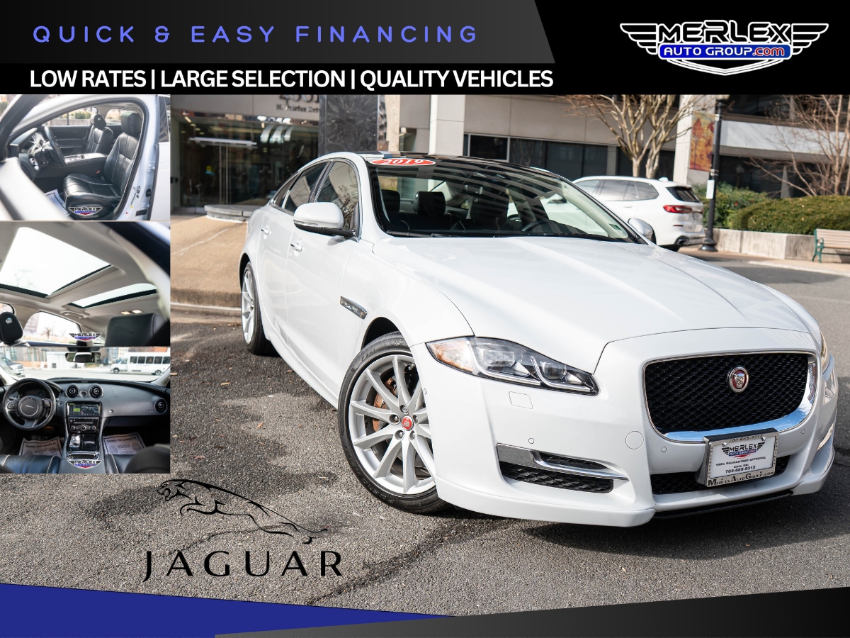 2019 Jaguar XJ R-Sport's photo