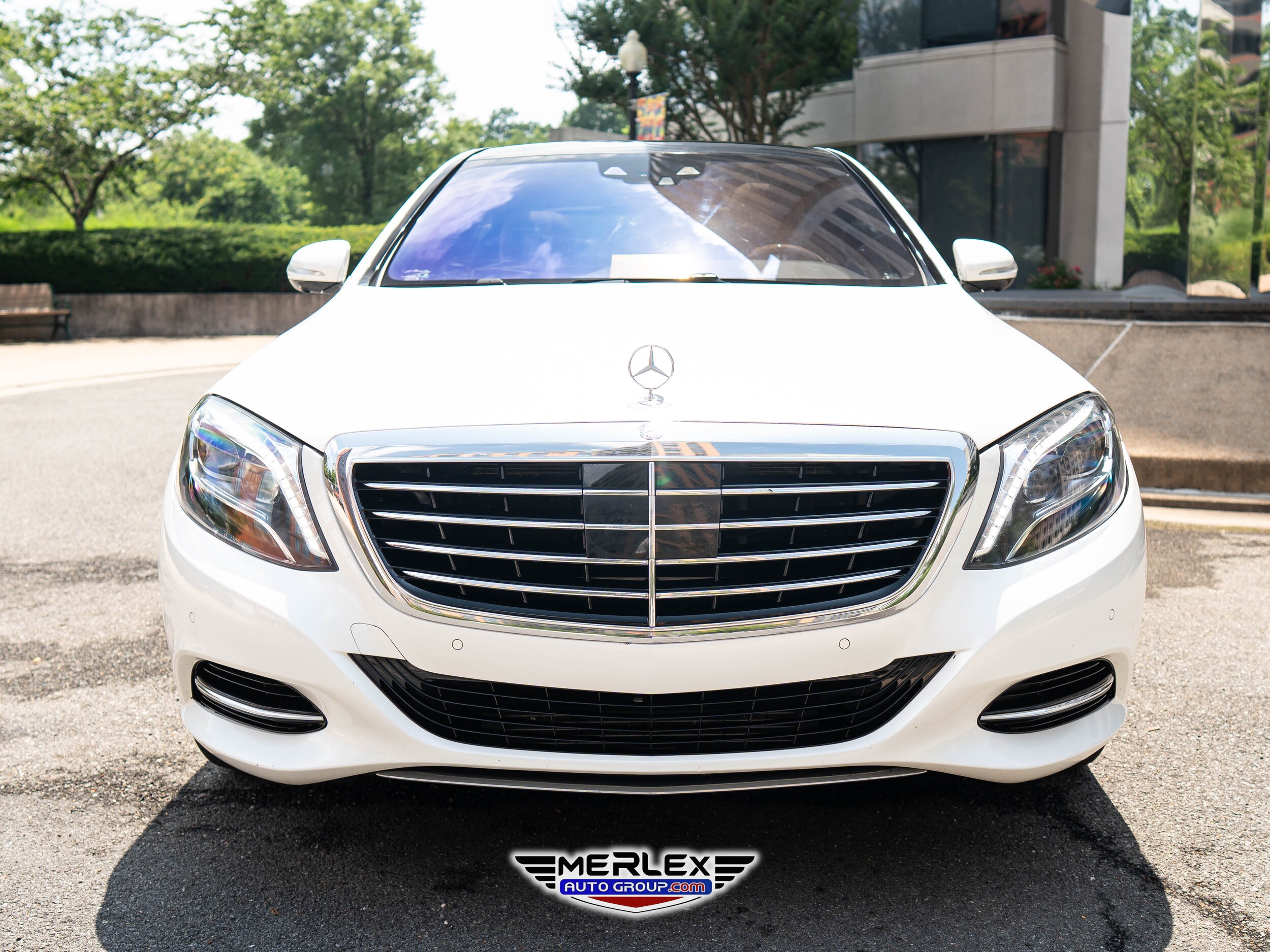2015 Mercedes Benz S 550 photo 2