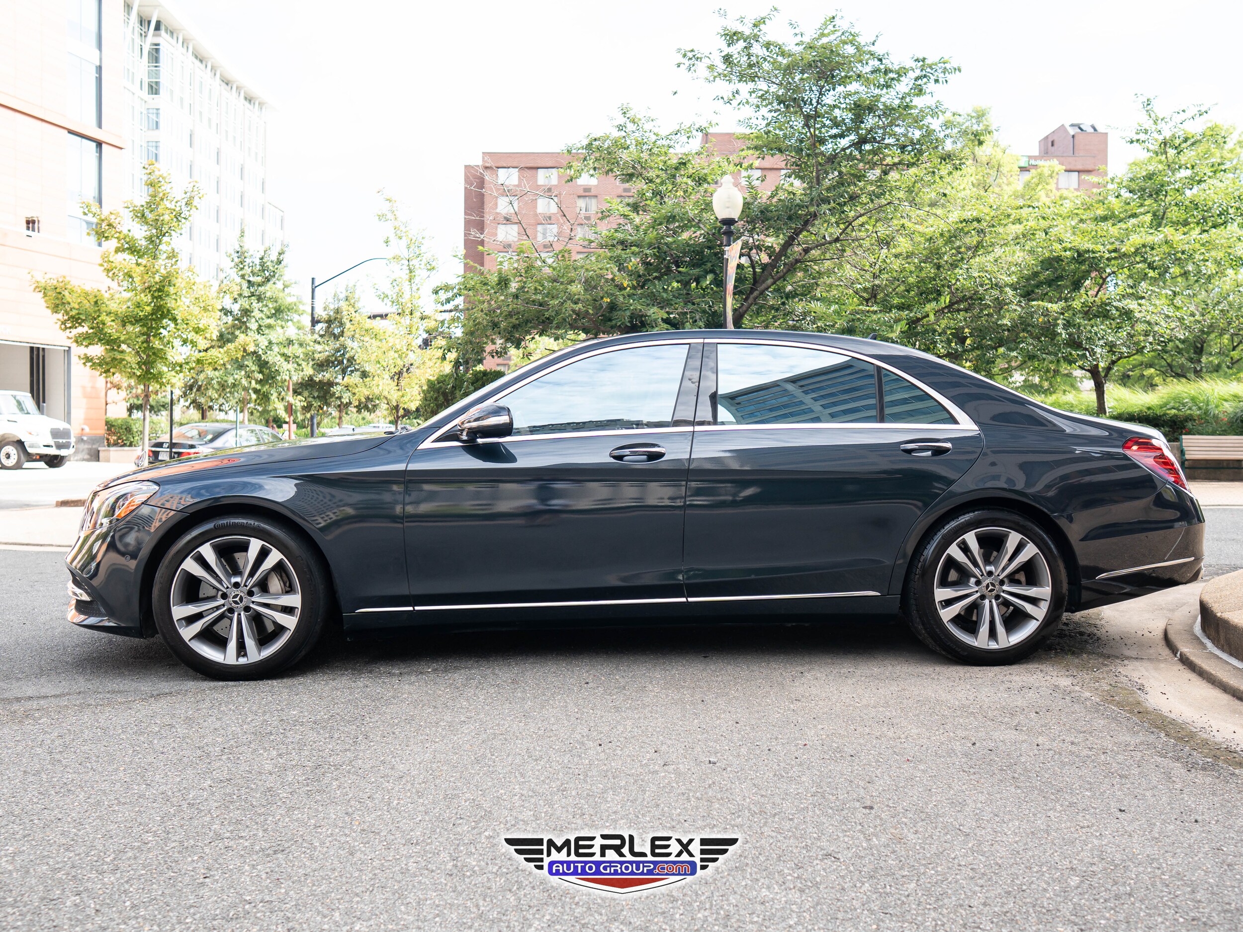 2019 Mercedes Benz S 560 photo 3