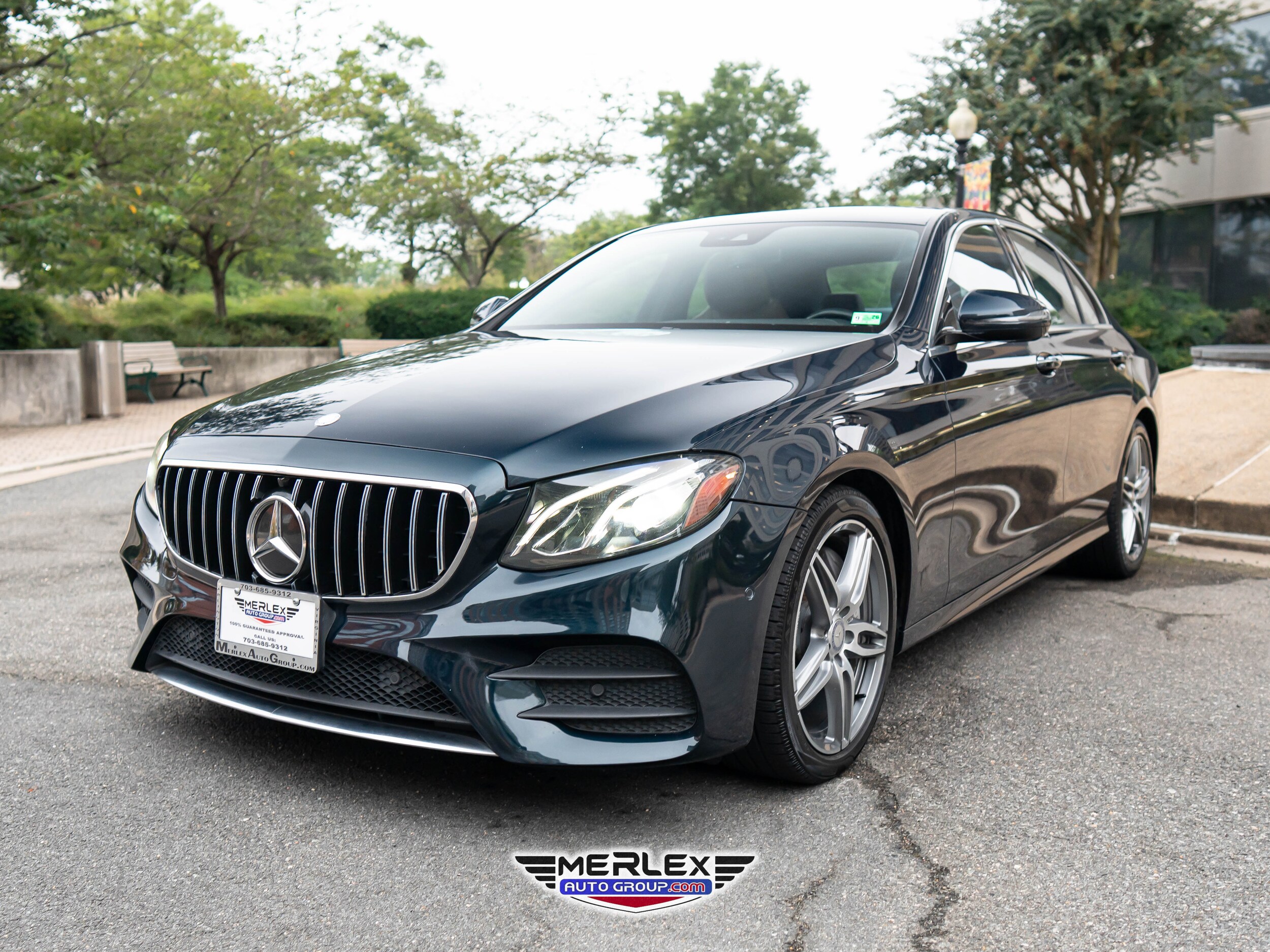 2017 Mercedes Benz E 300 photo 2