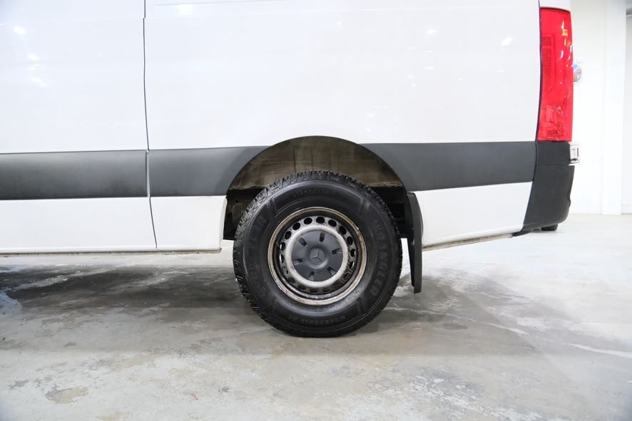 2019 Mercedes-Benz Sprinter Cargo Van Base - Photo 13