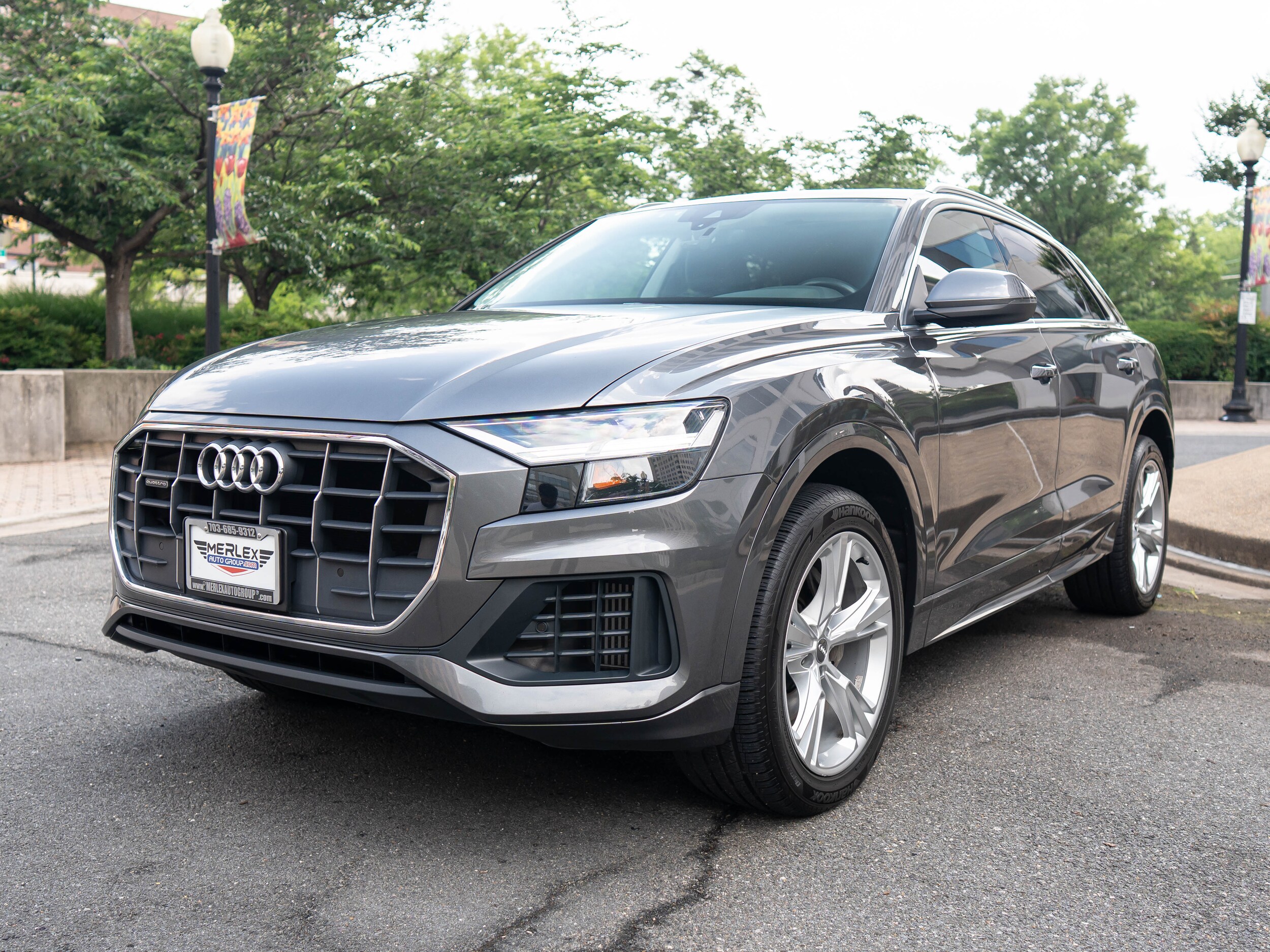 2019 Audi Q8 Premium photo 3