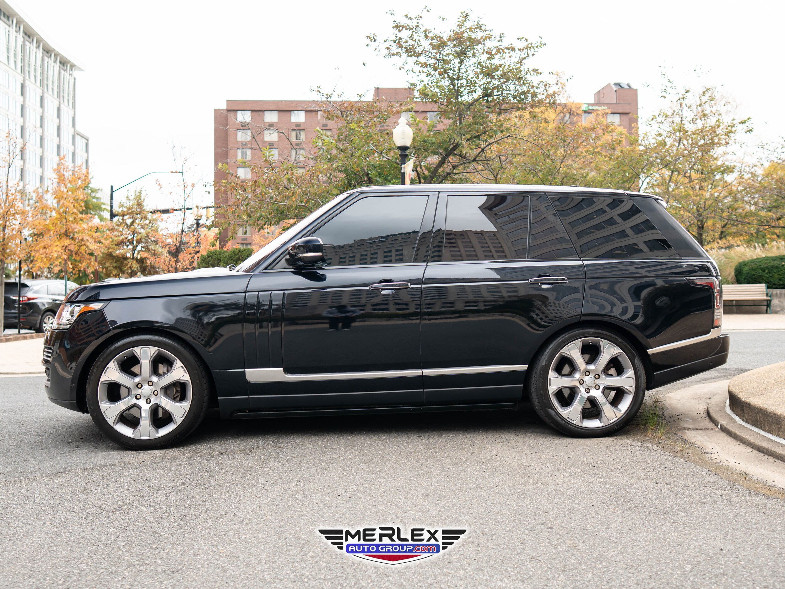2016 Land Rover Range Rover SuperCharged Autobiography photo 4