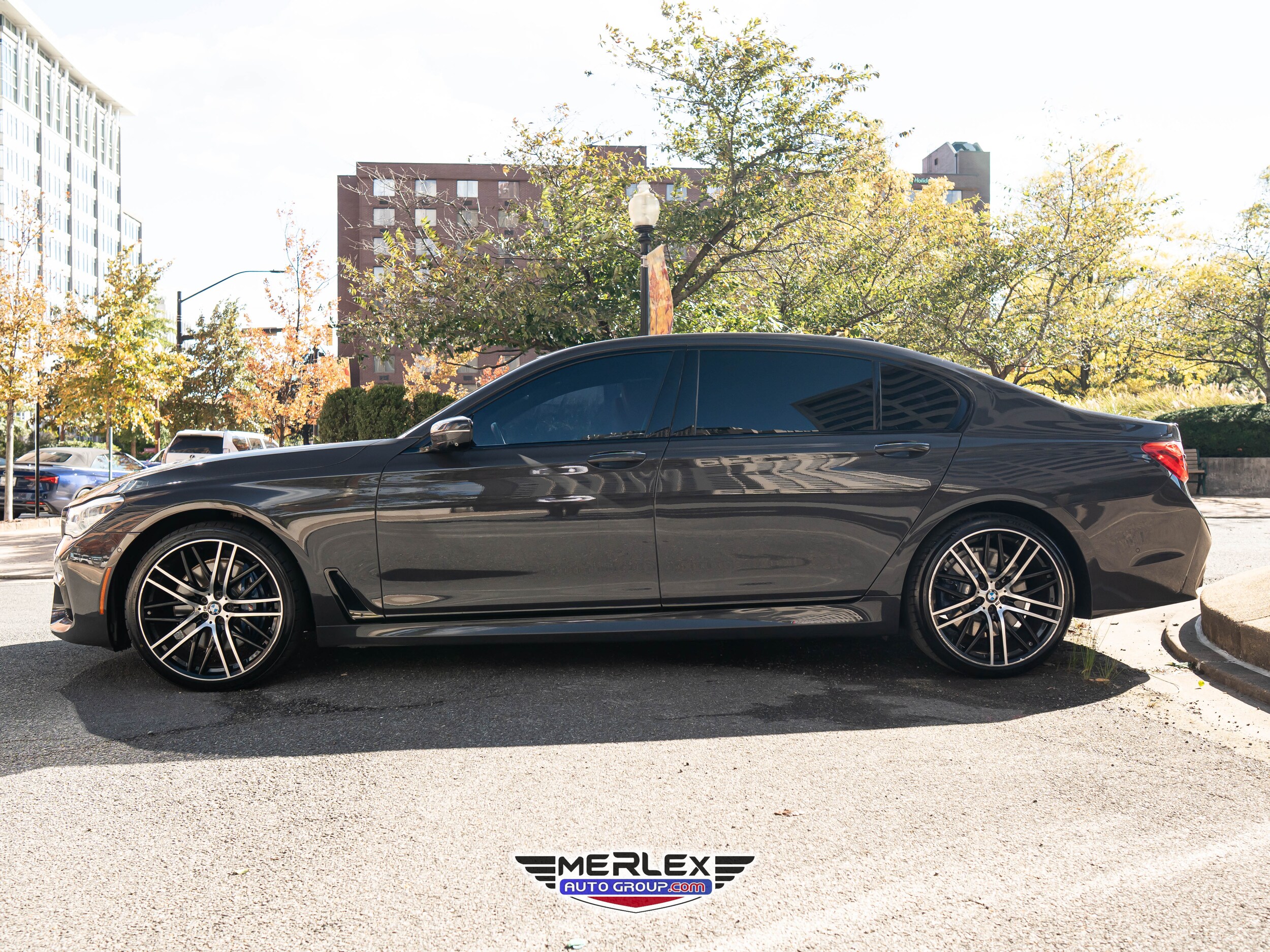 2018 Bmw 750i Sedan photo 4