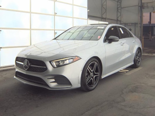 2022 Mercedes-Benz A-Class A220's photo