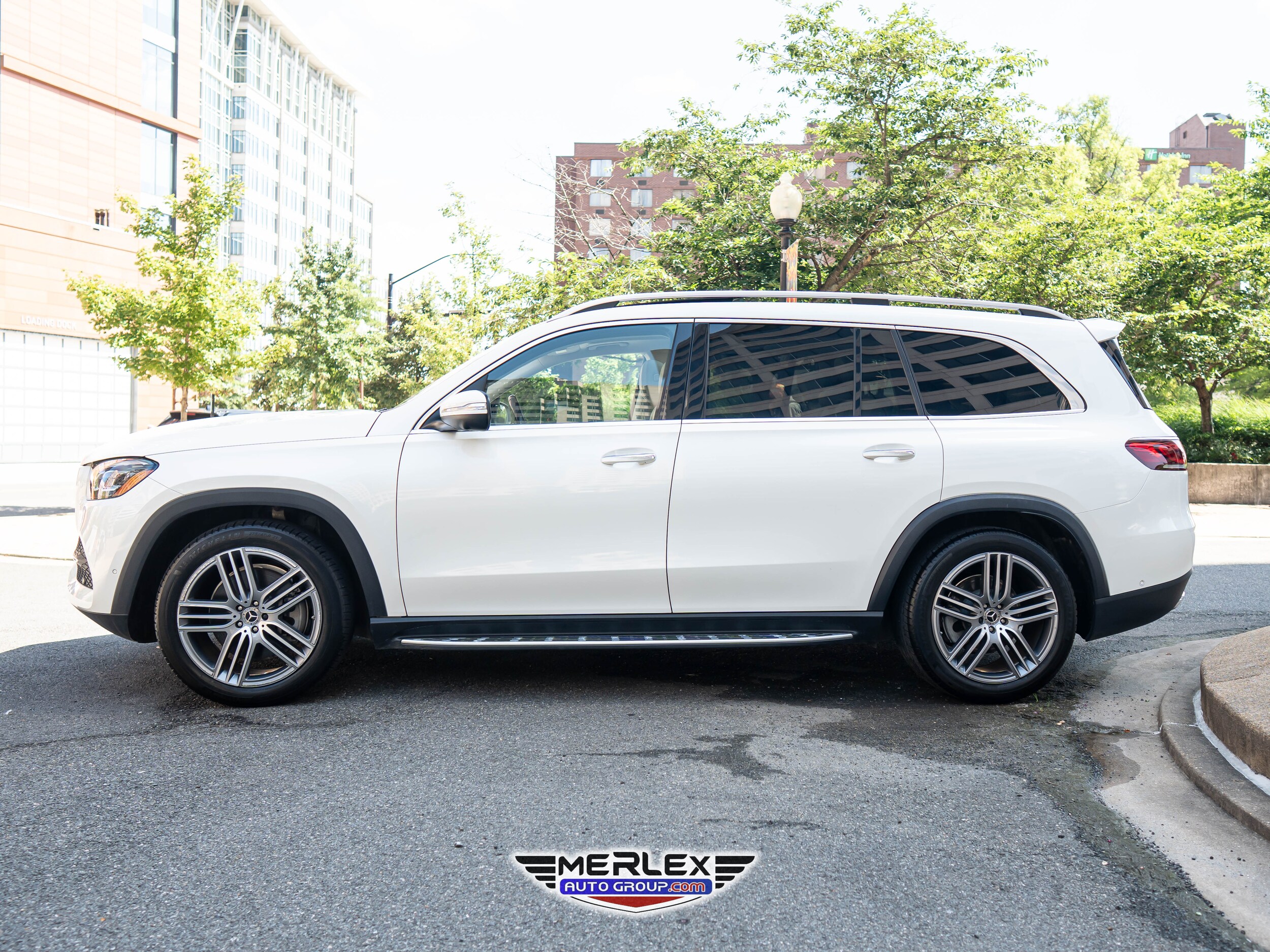 2020 Mercedes Benz GLS 450 4MATIC photo 2