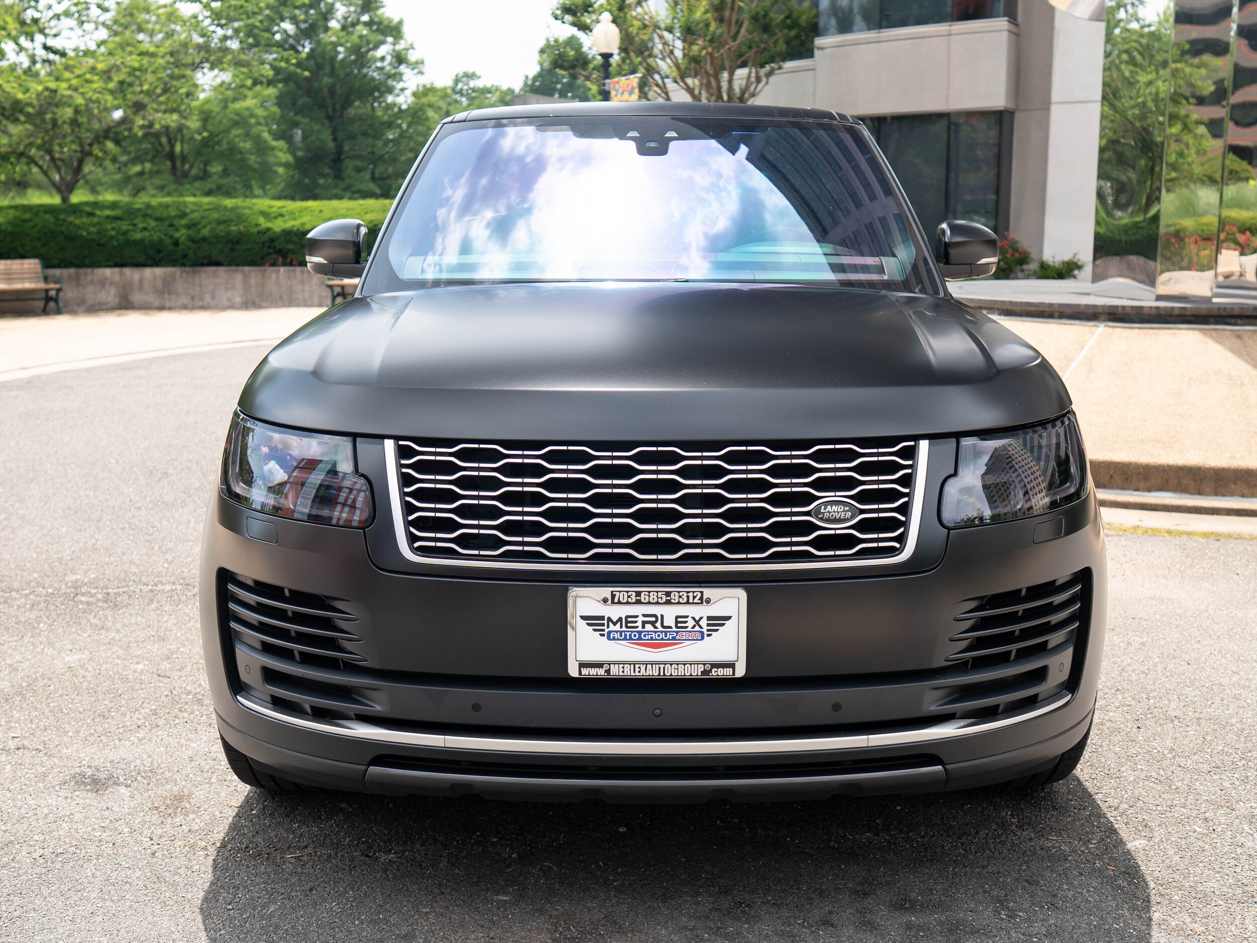 2020 Land Rover Range Rover P525 HSE photo 2