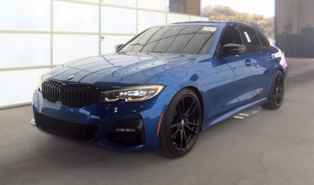 2021 BMW 3 Series 330i Sedan's photo