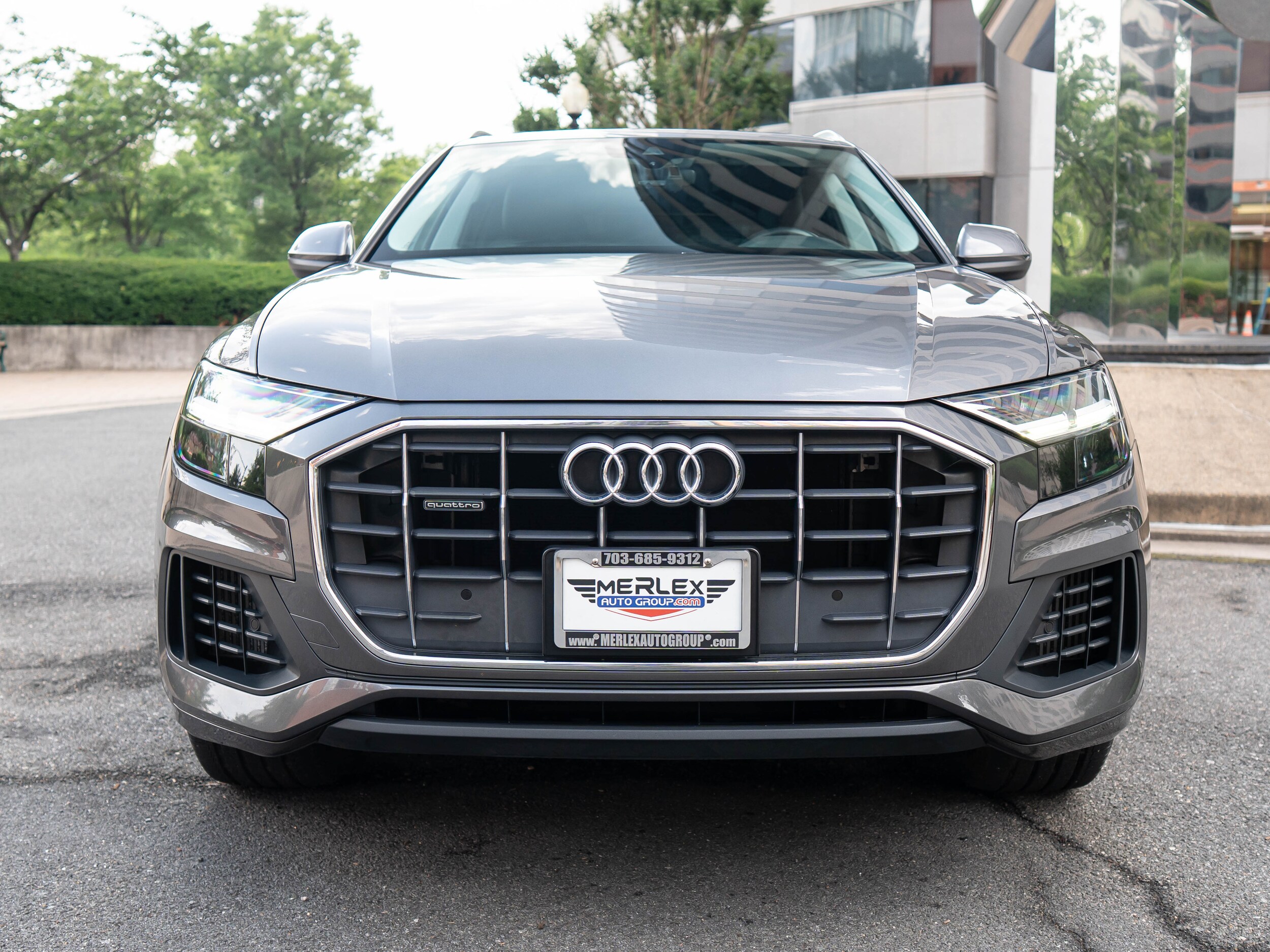 2019 Audi Q8 Premium photo 2