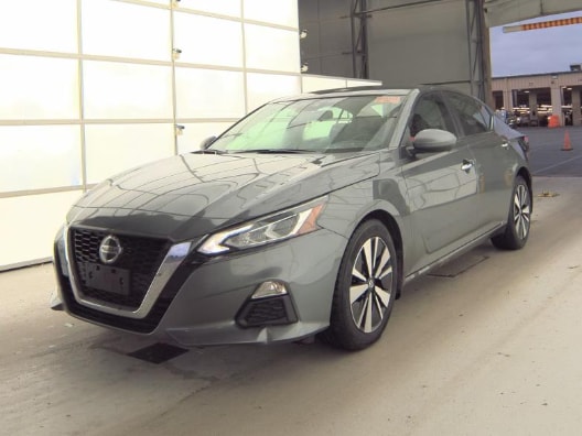 2022 Nissan Altima SV