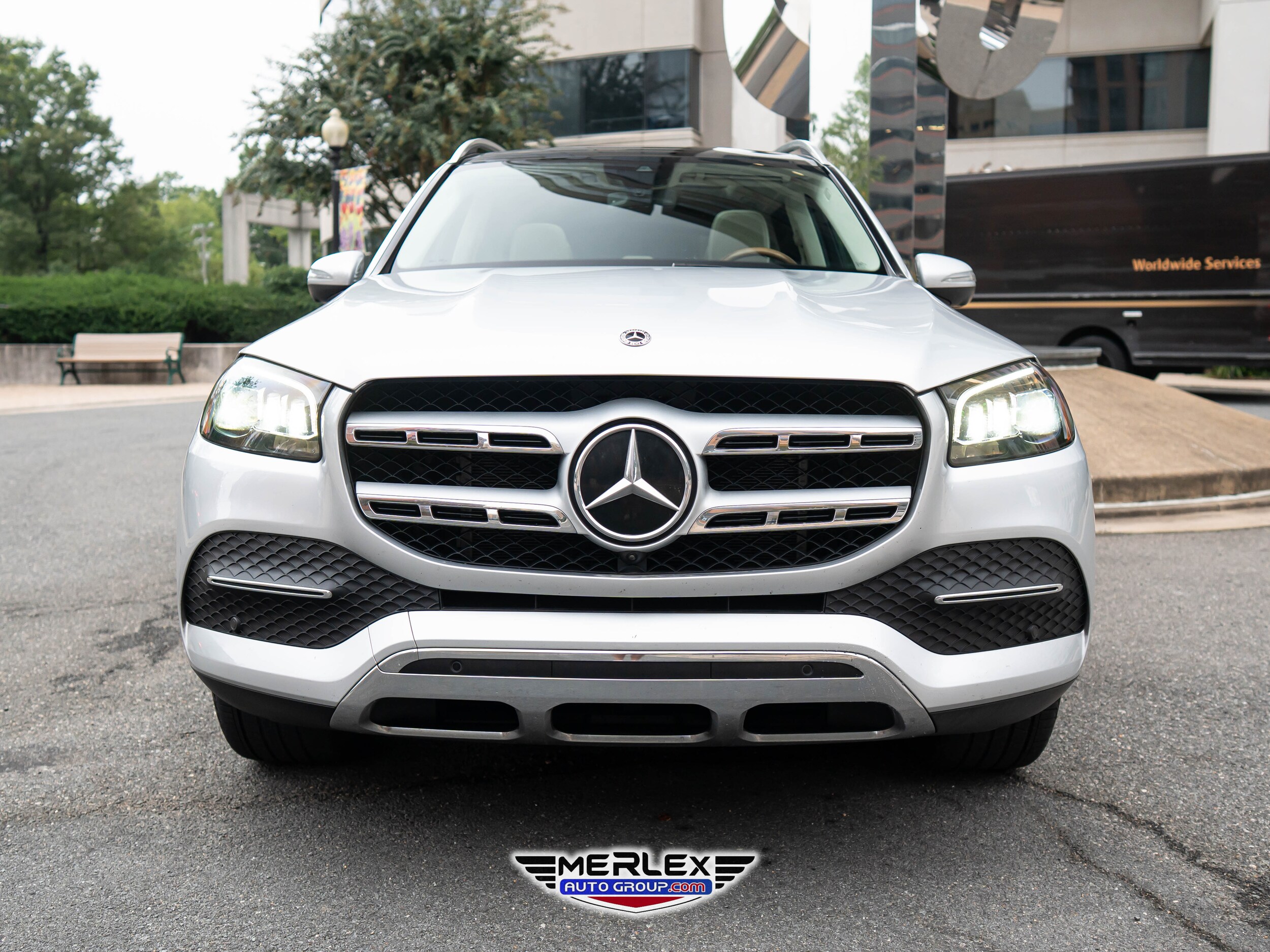 2021 Mercedes Benz GLS 450 4MATIC photo 2