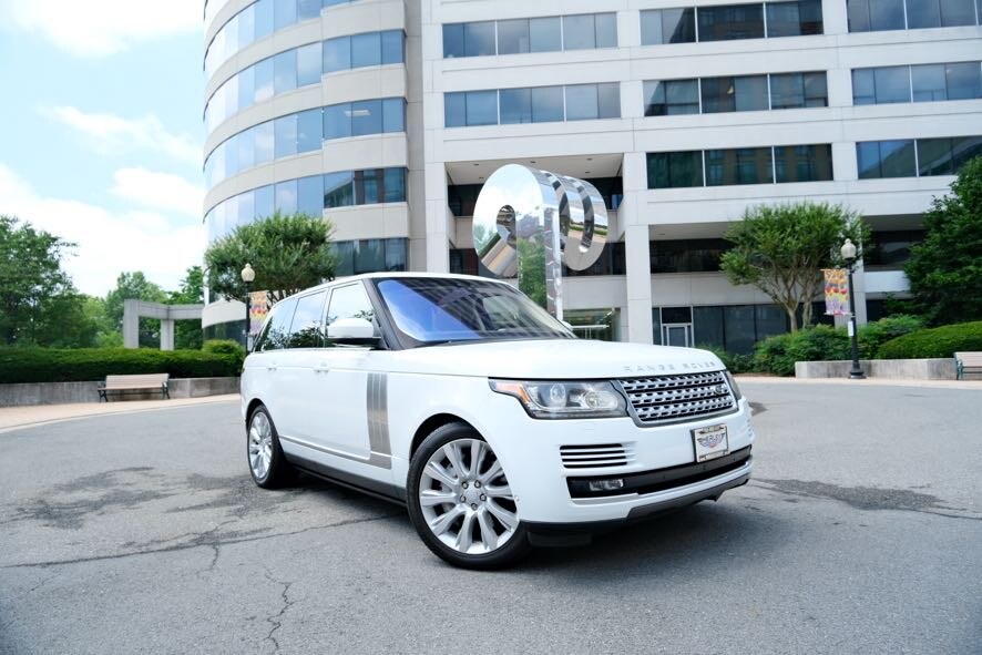 2017 Land Rover Range Rover SuperCharged photo 2