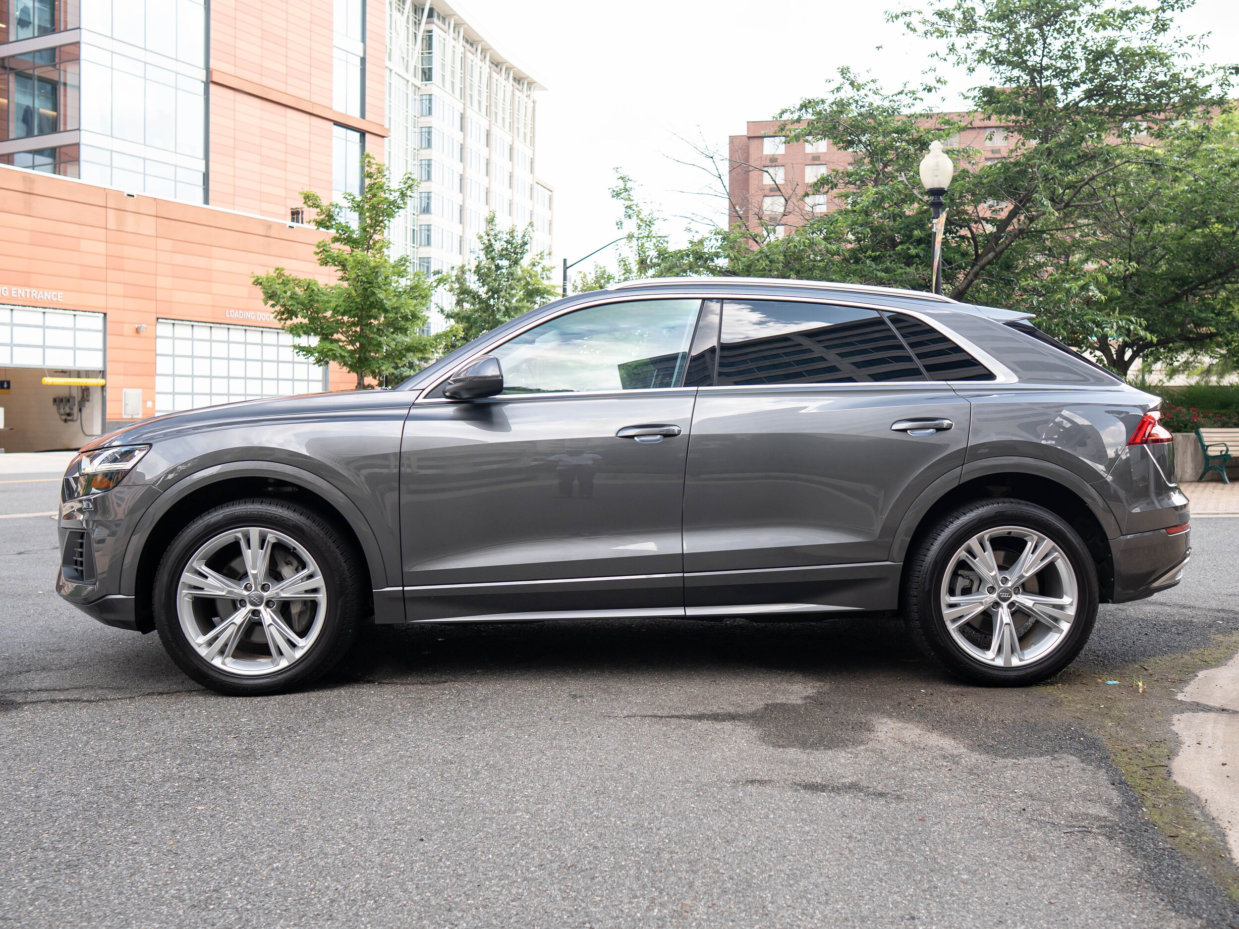 2019 Audi Q8 Premium photo 4