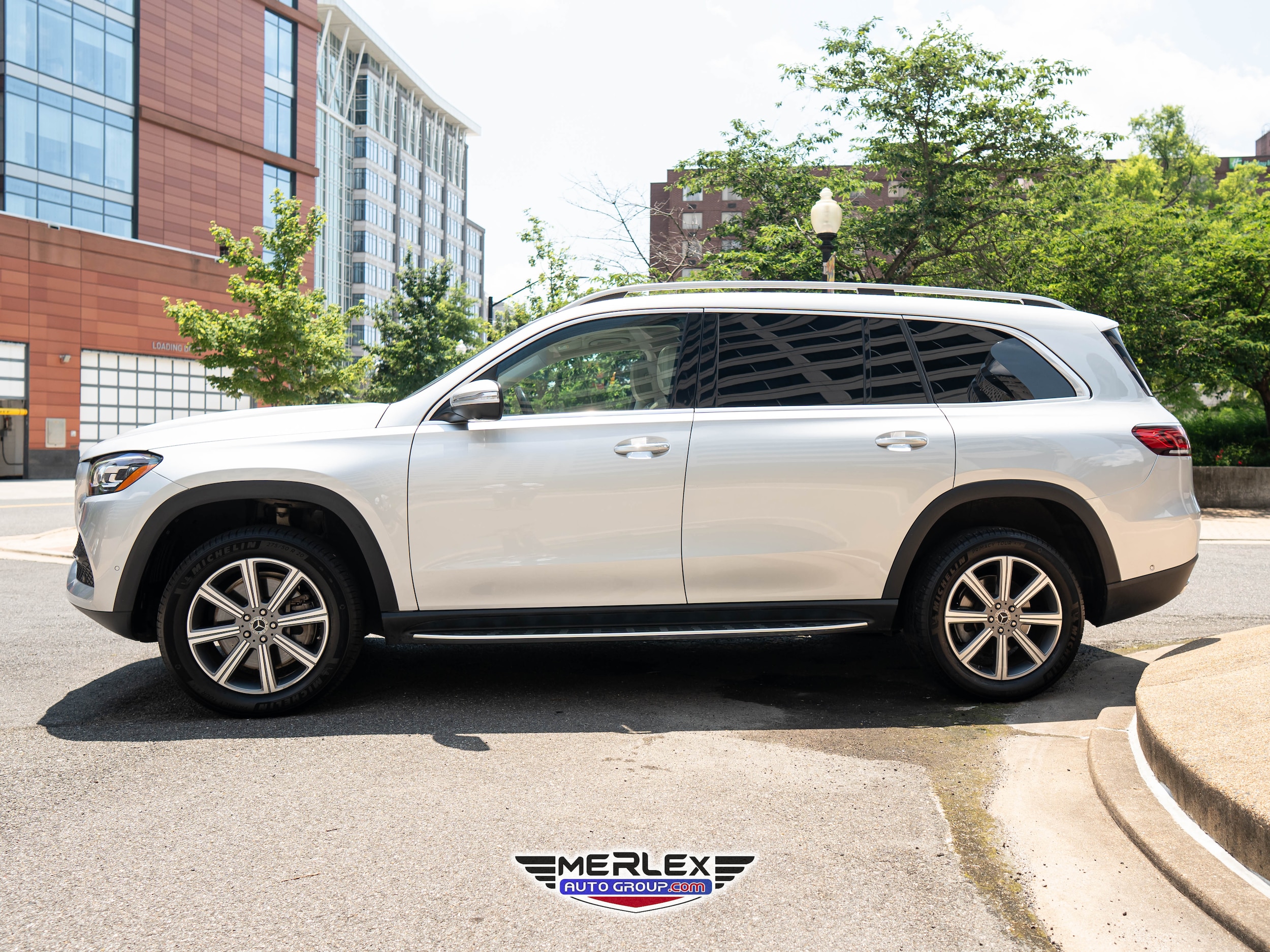 2020 Mercedes Benz GLS 450 4MATIC photo 4