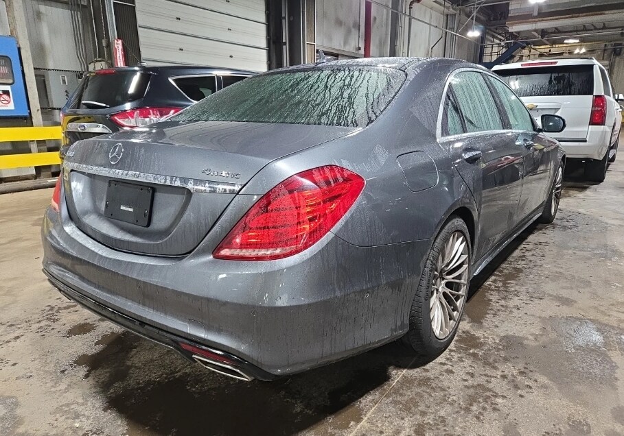 2017 Mercedes Benz S photo 2