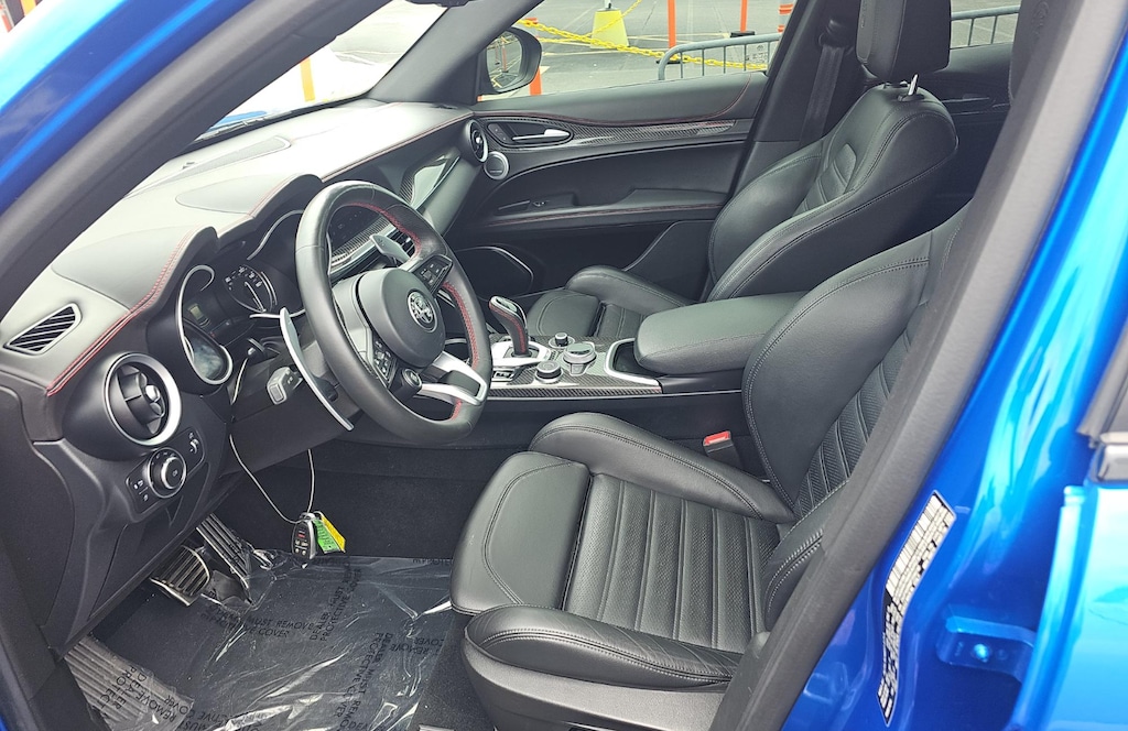 Used 2023 Alfa Romeo Stelvio Estrema SUV