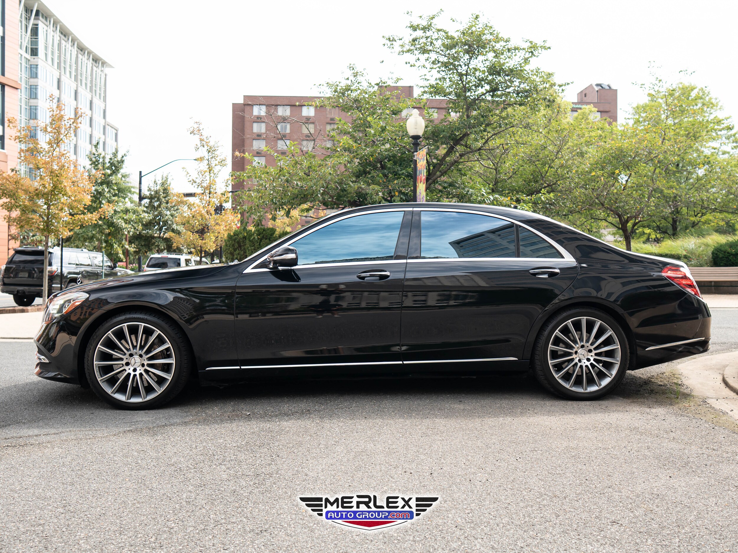 2018 Mercedes Benz S 560 photo 2