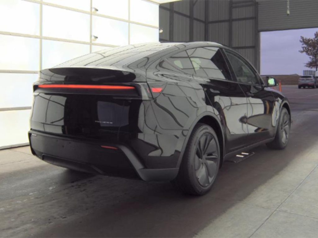 Used 2026 Tesla Model Y Premium SUV