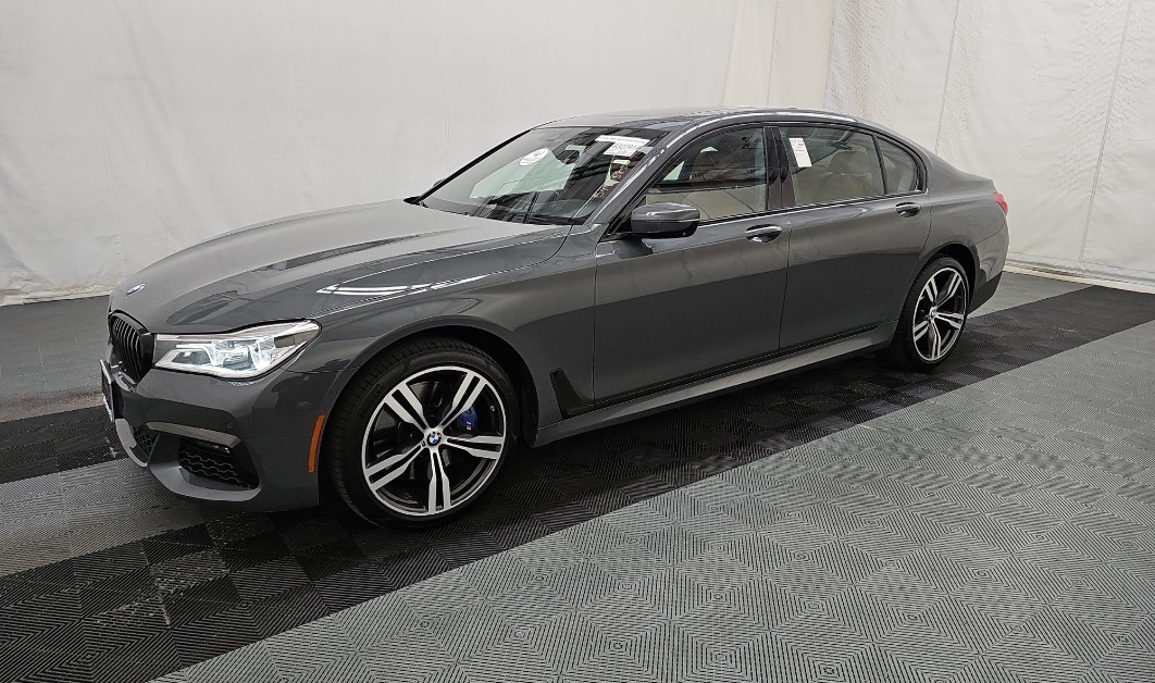 2018 BMW 7 Series 750i