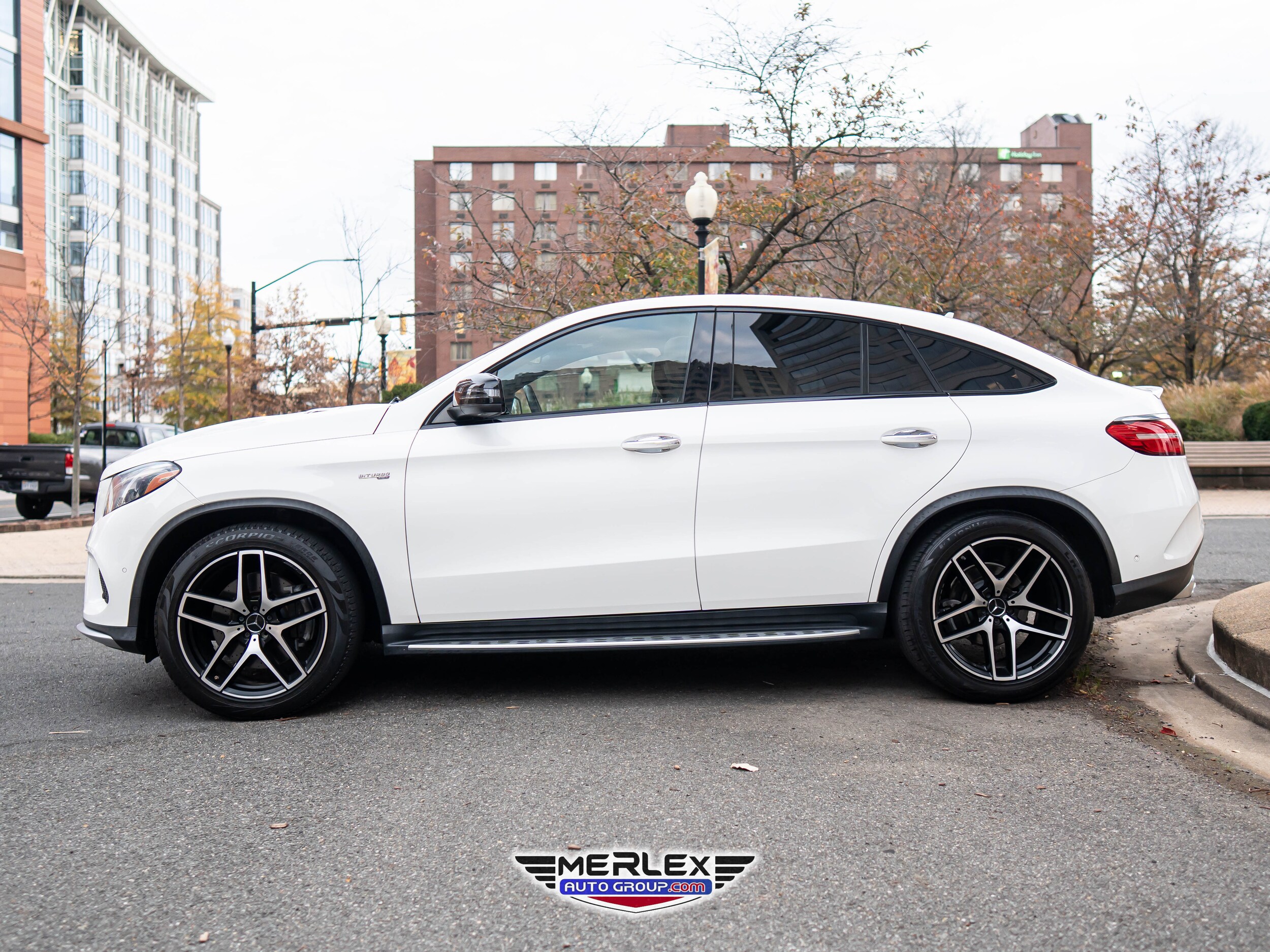 2018 Mercedes Benz GLE 43 AMG 4MATIC photo 2