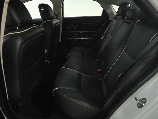 2019 Jaguar XJ R-Sport