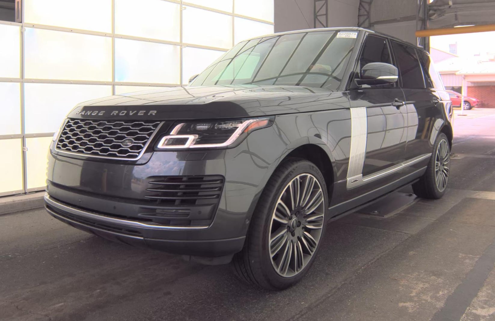 2021 Land Rover Range Rover 5.0 HSE Wesminster LWB's photo