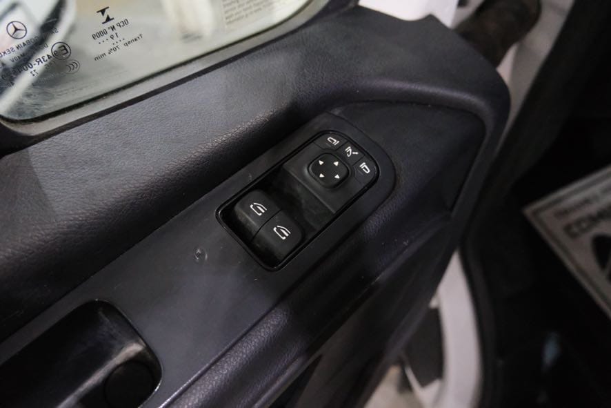 2019 Mercedes-Benz Sprinter Cargo Van Base - Photo 19