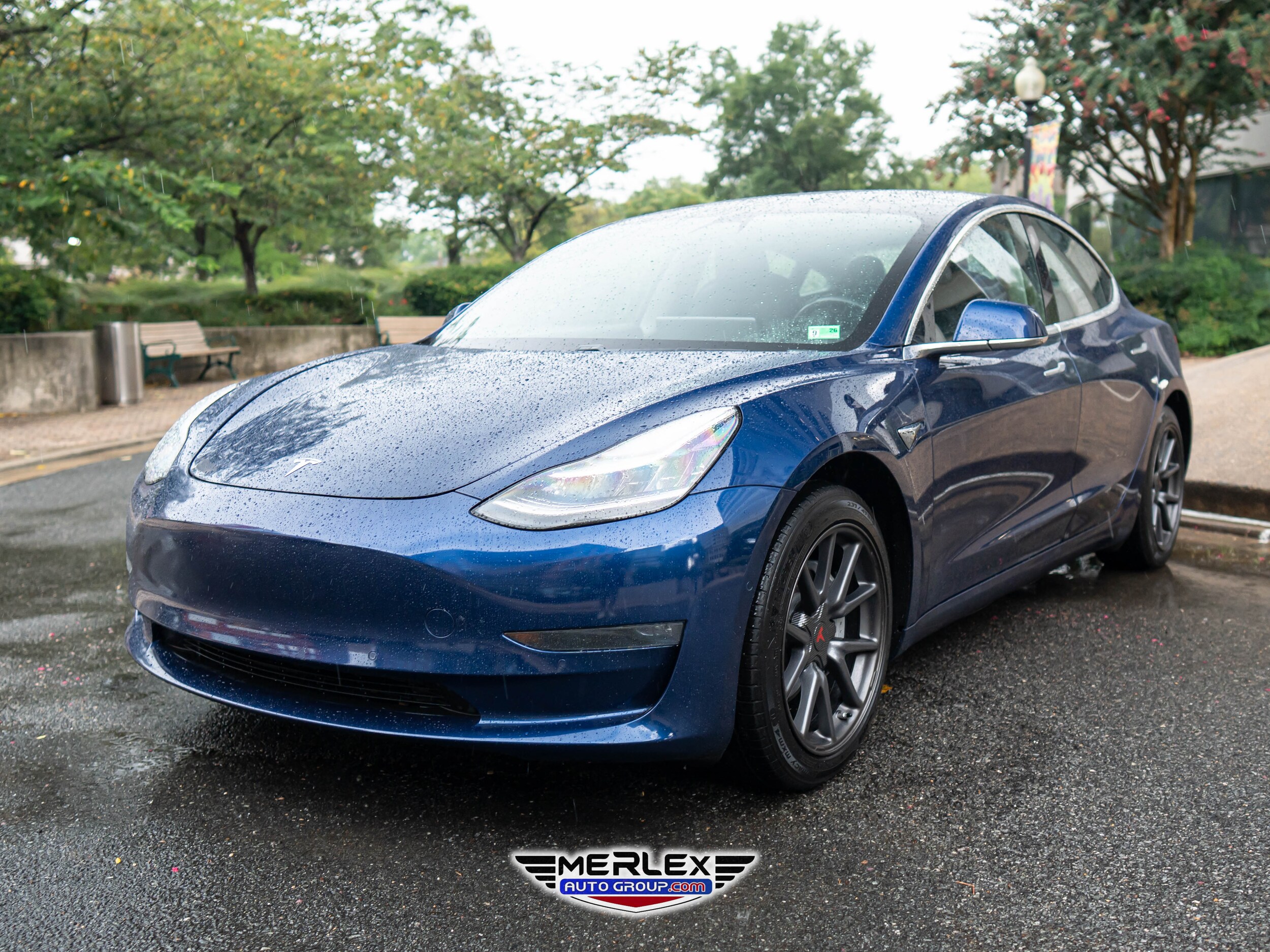 2019 Tesla Model 3 Standard Range Plus photo 3