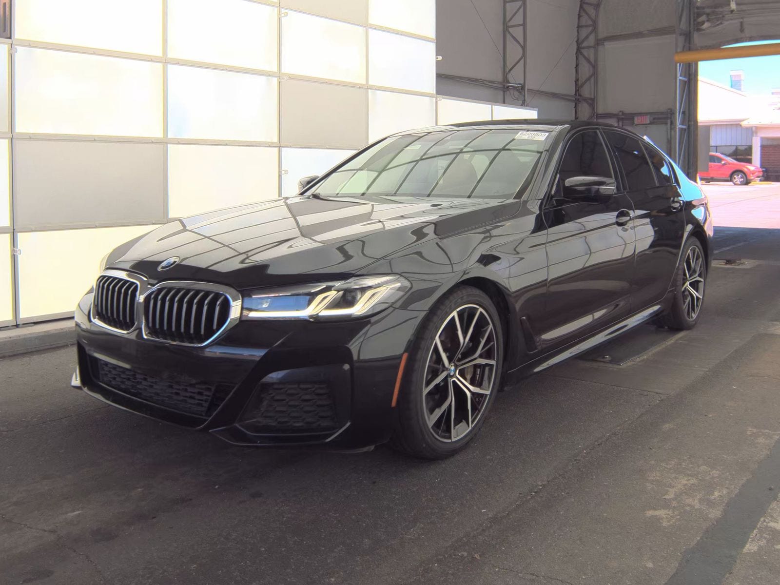 2021 BMW 5 Series 530i Sedan's photo
