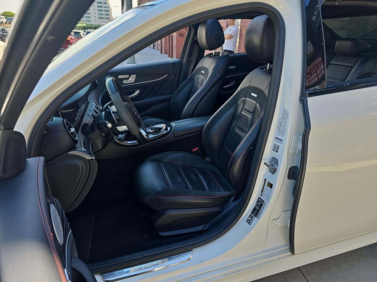 2017 Mercedes Benz E AMG 43 4MATIC photo 4