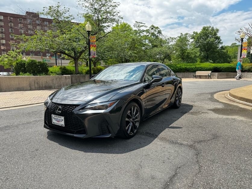2021 Lexus IS 350 F SPORT photo 3