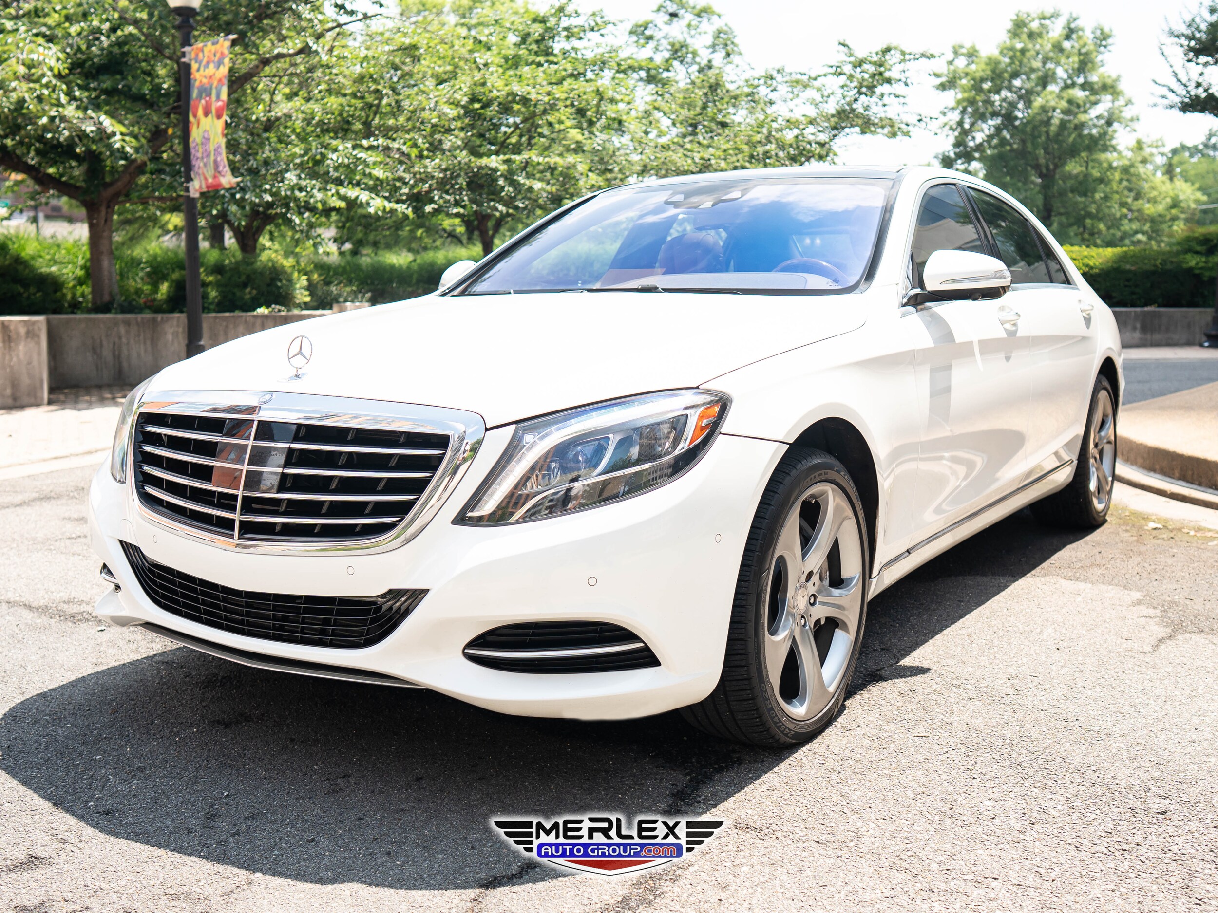 2015 Mercedes Benz S 550 photo 3
