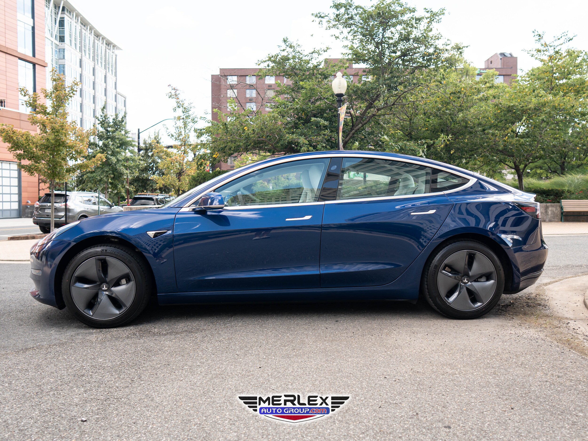 2019 Tesla Model 3 Long Range photo 3