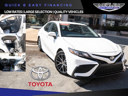 2023 Toyota Camry SE Sedan