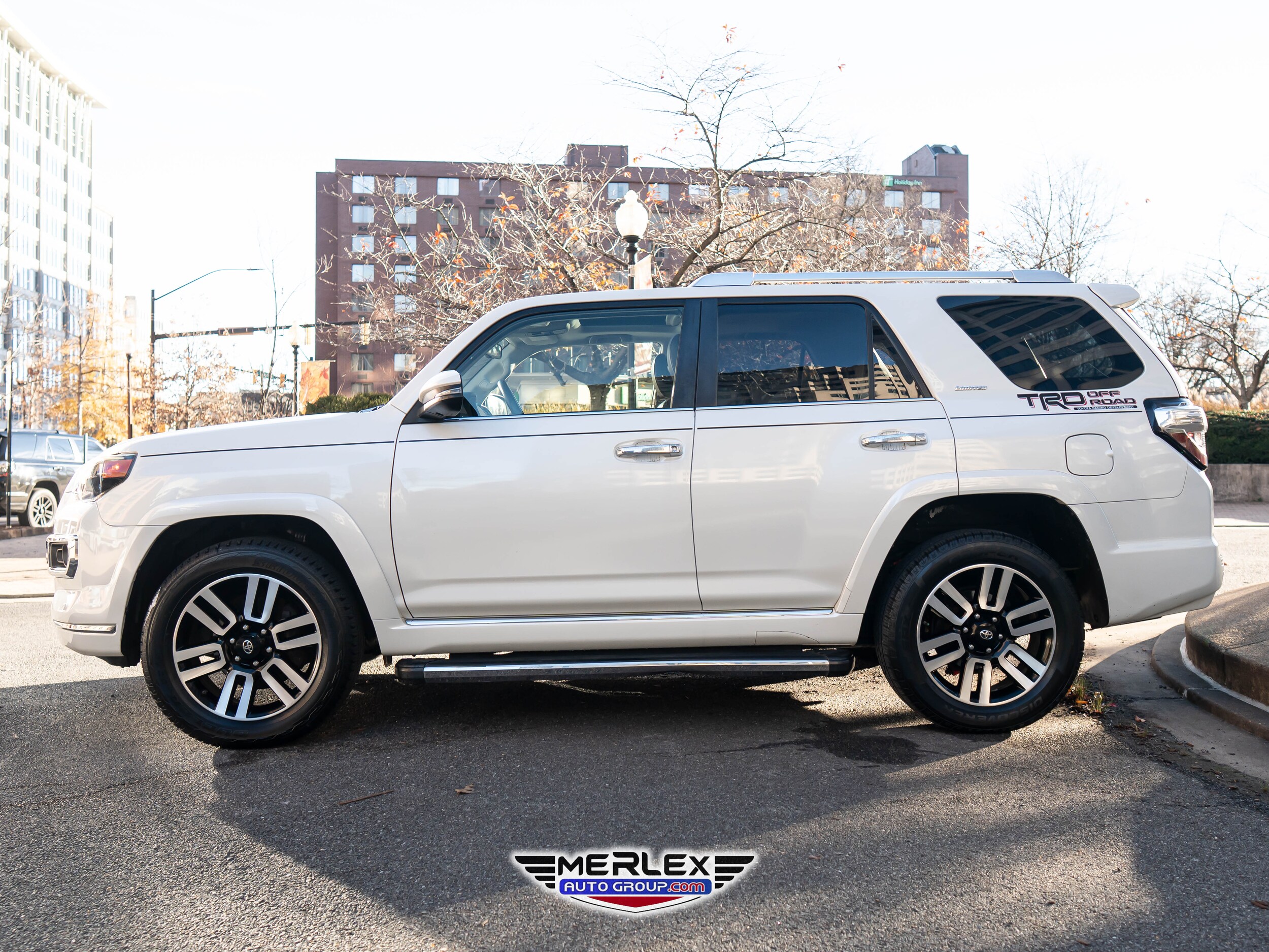 2018 Toyota 4Runner Limited photo 2