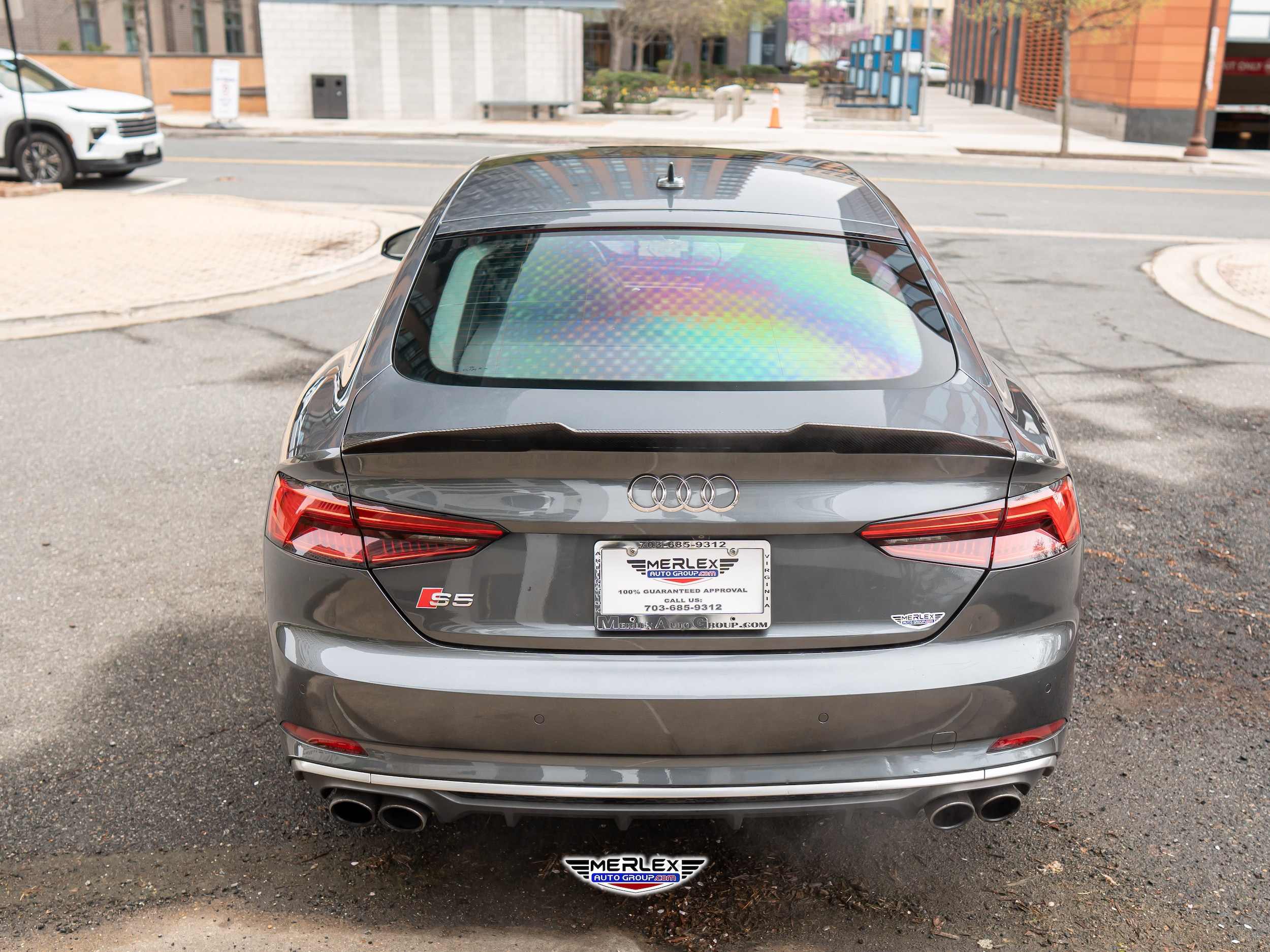 View vehicle photo 6