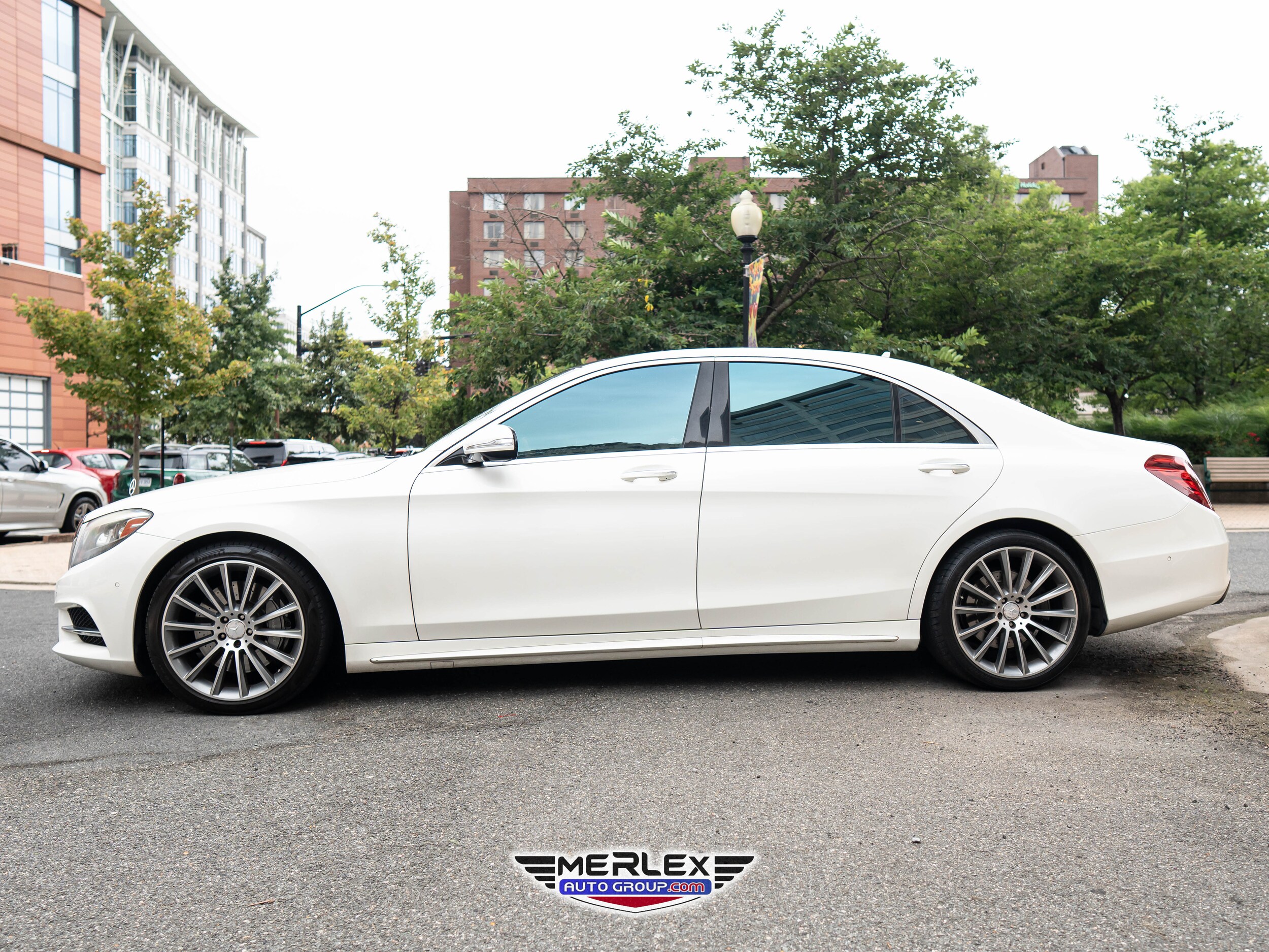 2015 Mercedes Benz S 550 photo 3