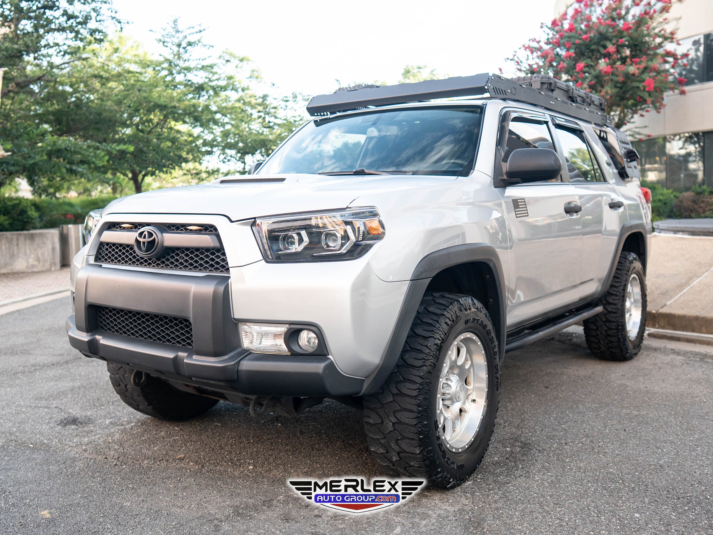 2011 Toyota 4Runner SR5 photo 2