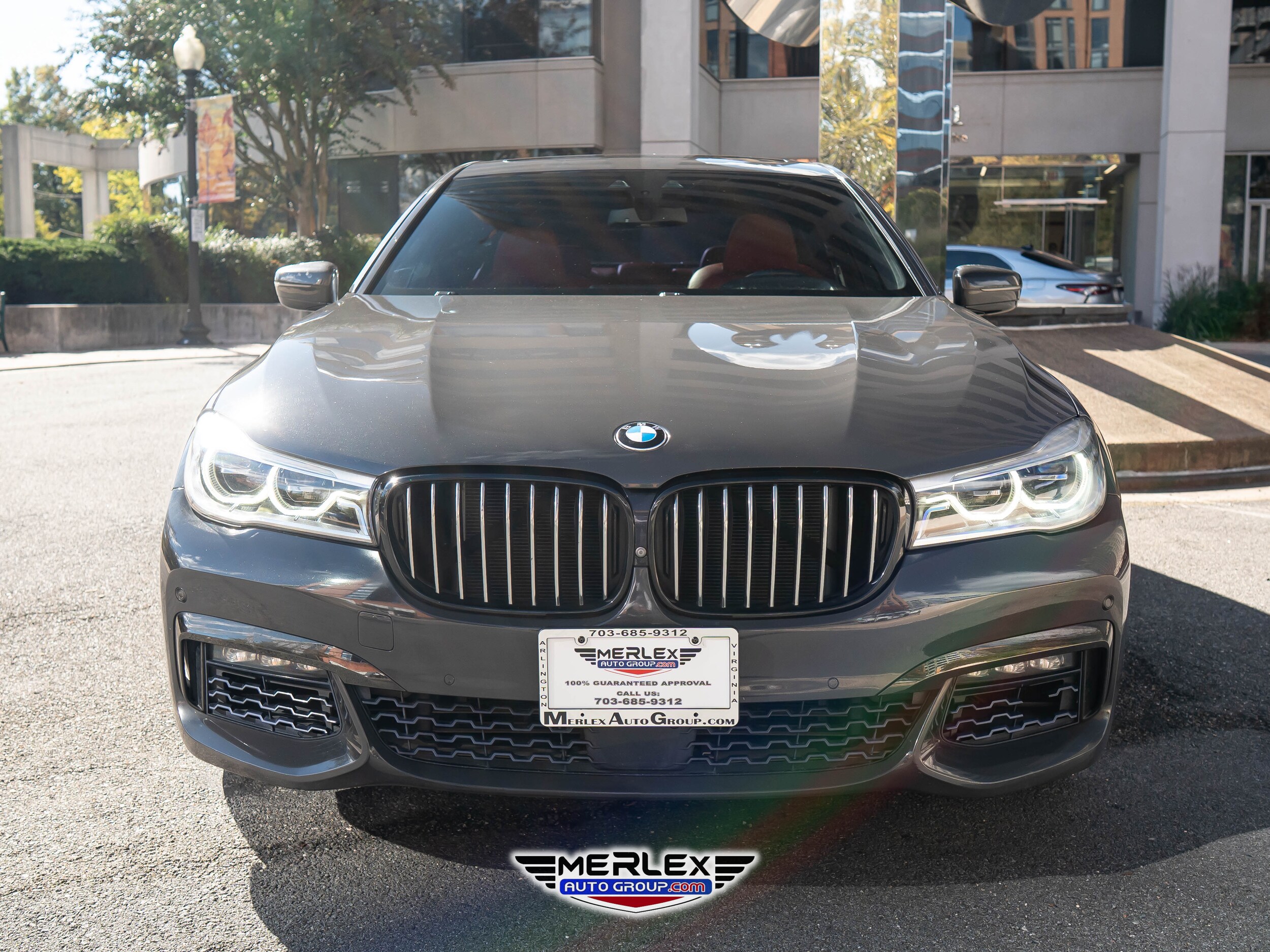 2018 Bmw 750i Sedan photo 2