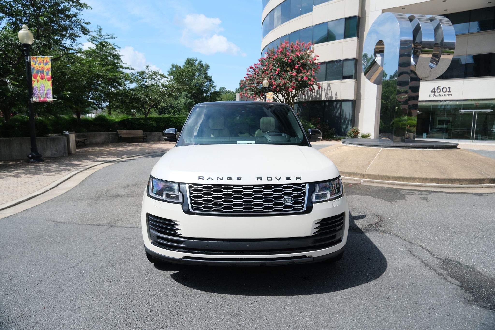 2019 Land Rover Range Rover SuperCharged HSE photo 3